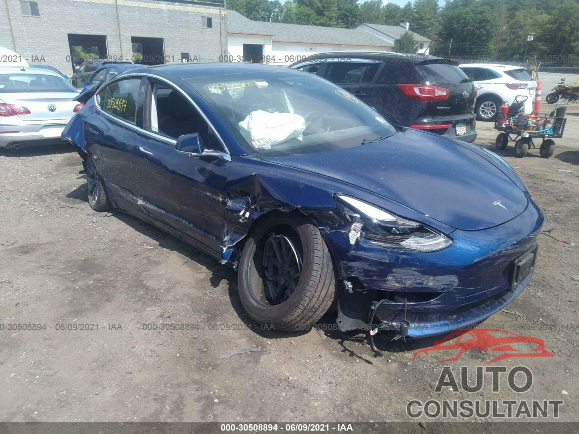 TESLA MODEL 3 2018 - 5YJ3E1EAXJF034973