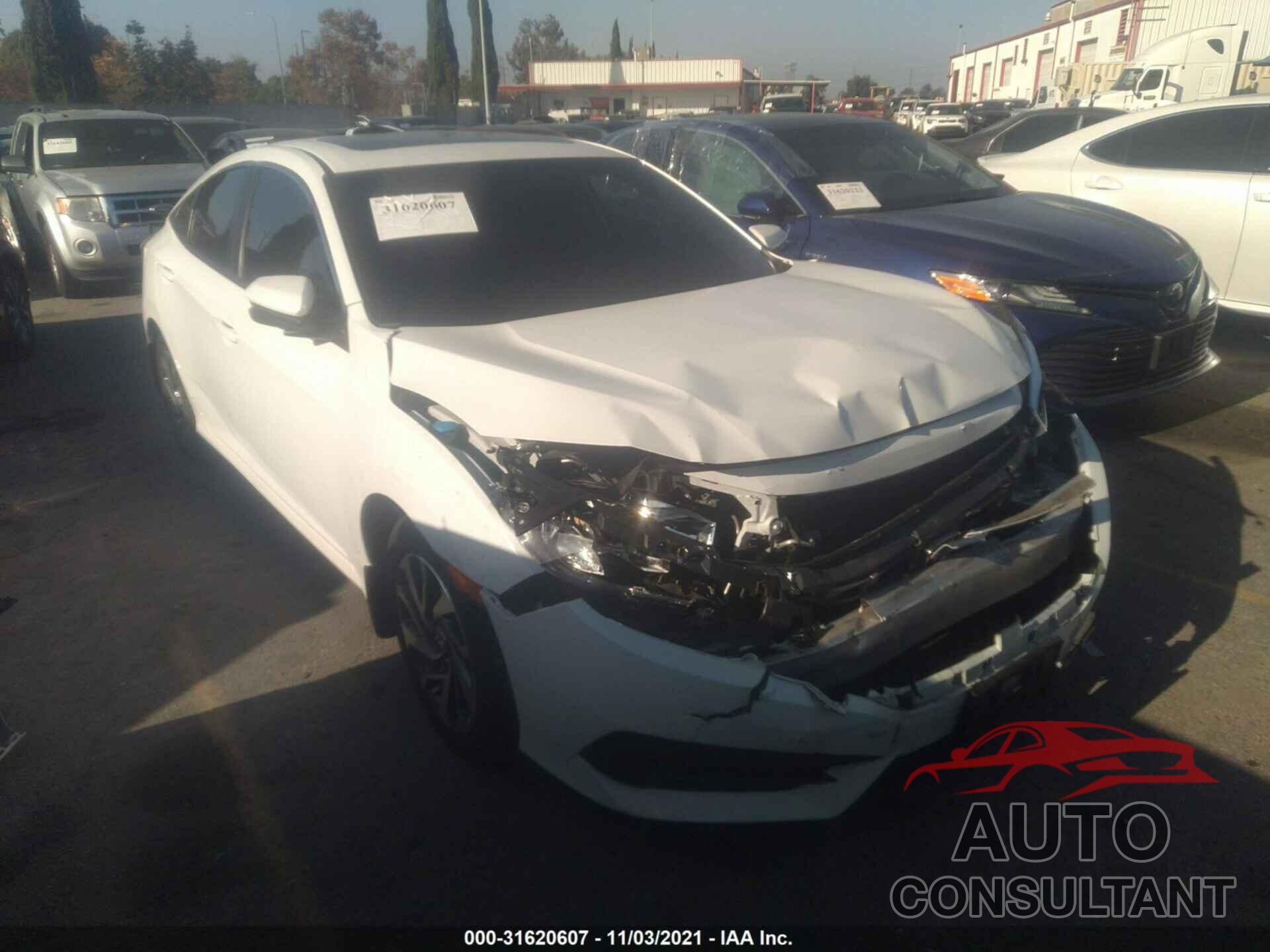 HONDA CIVIC SEDAN 2018 - 2HGFC2F70JH573335