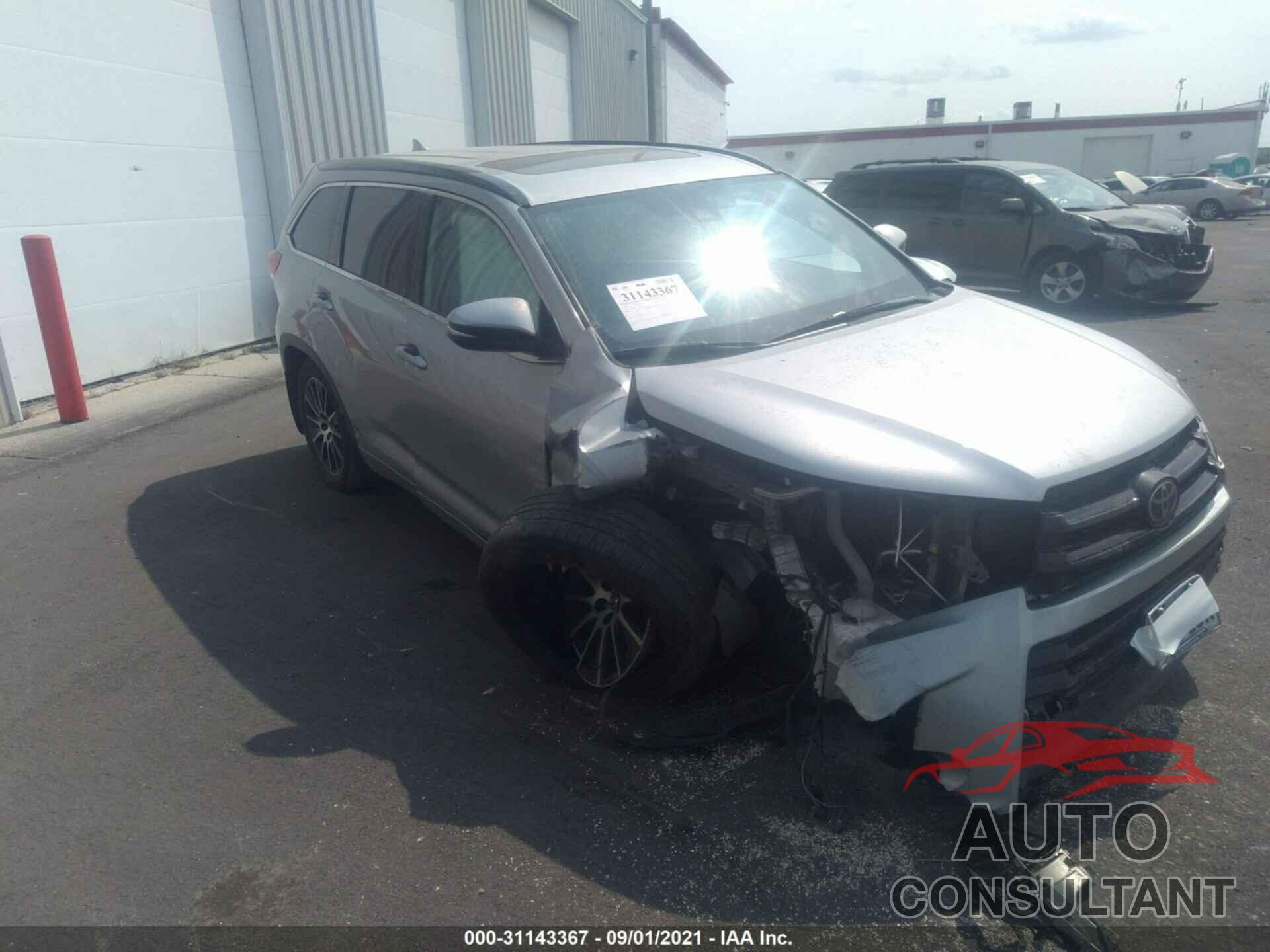 TOYOTA HIGHLANDER 2018 - 5TDJZRFH9JS814562