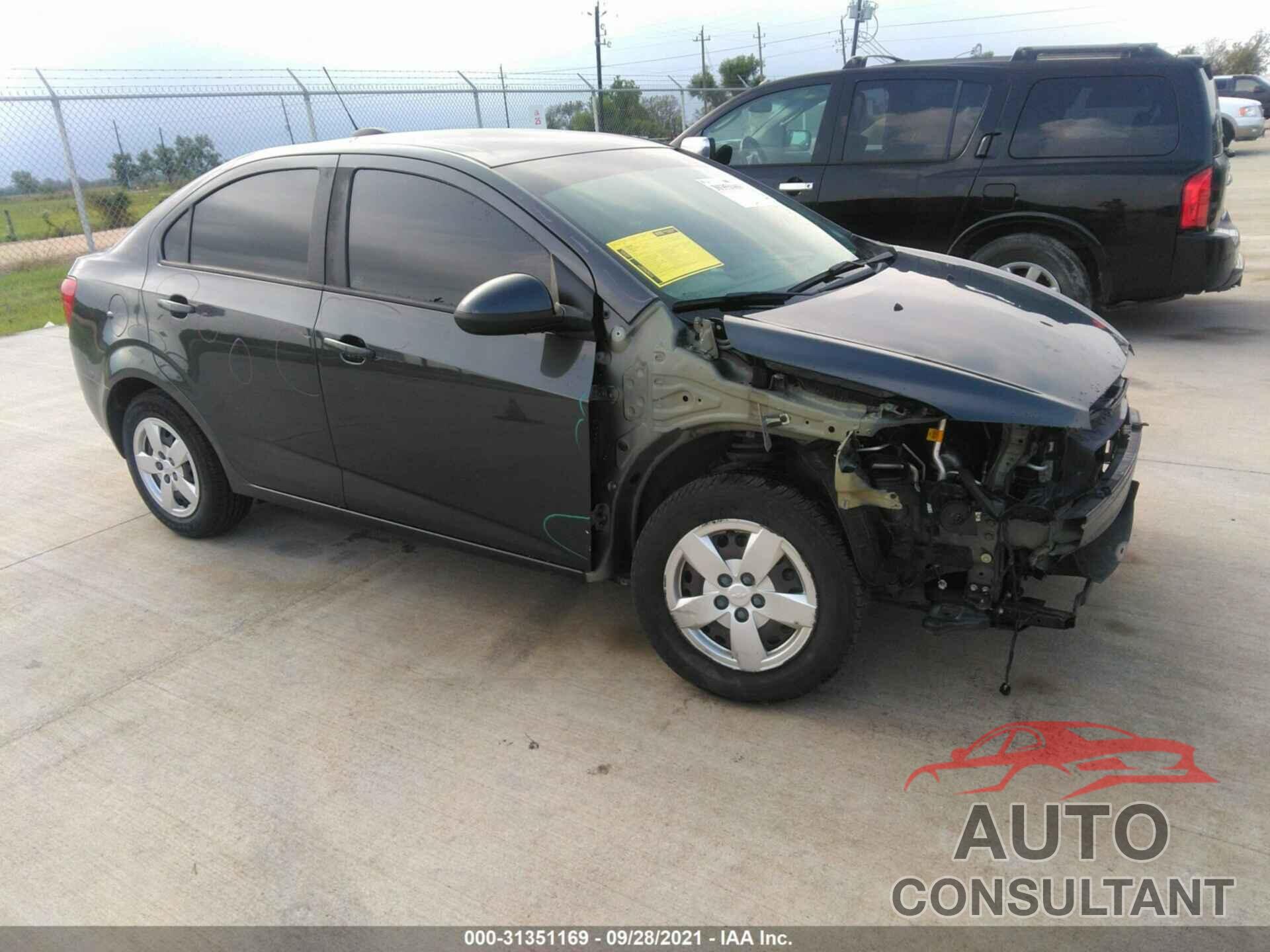 CHEVROLET SONIC 2016 - 1G1JA5SH2G4178702