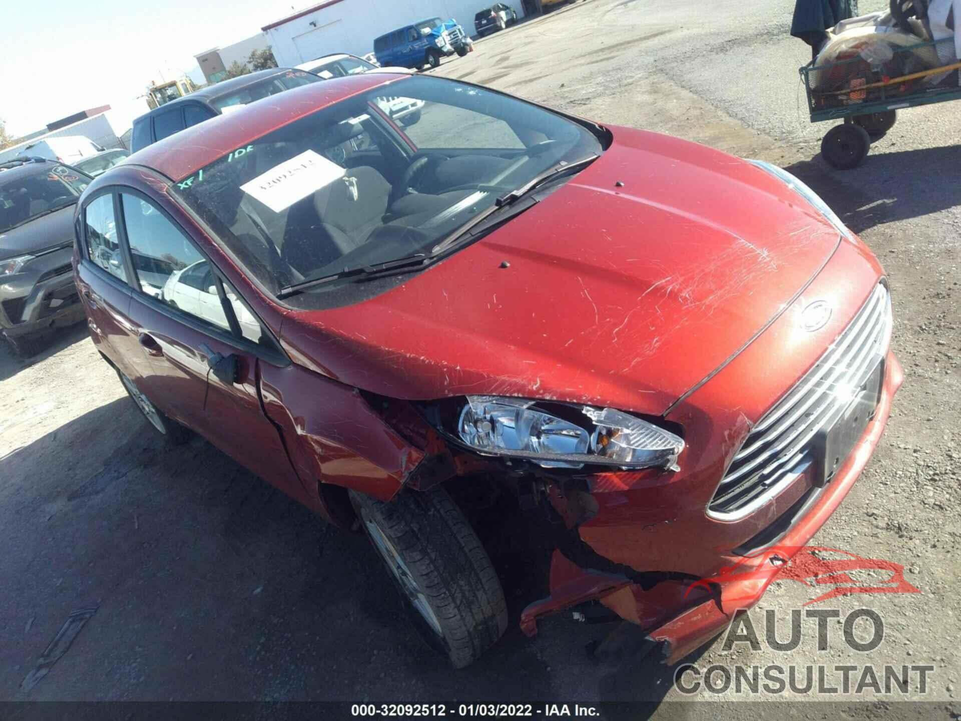 FORD FIESTA 2018 - 3FADP4EJ0JM104143