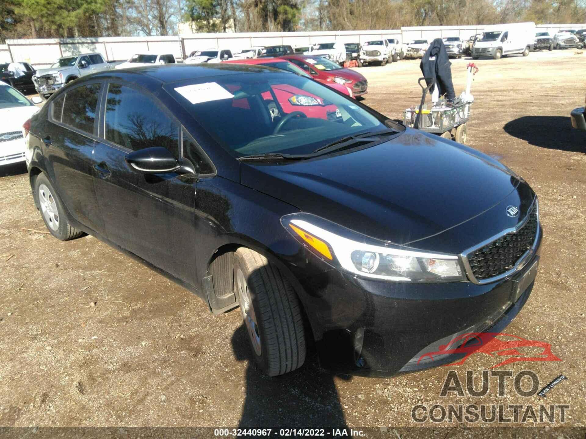 KIA FORTE 2018 - 3KPFK4A73JE170286