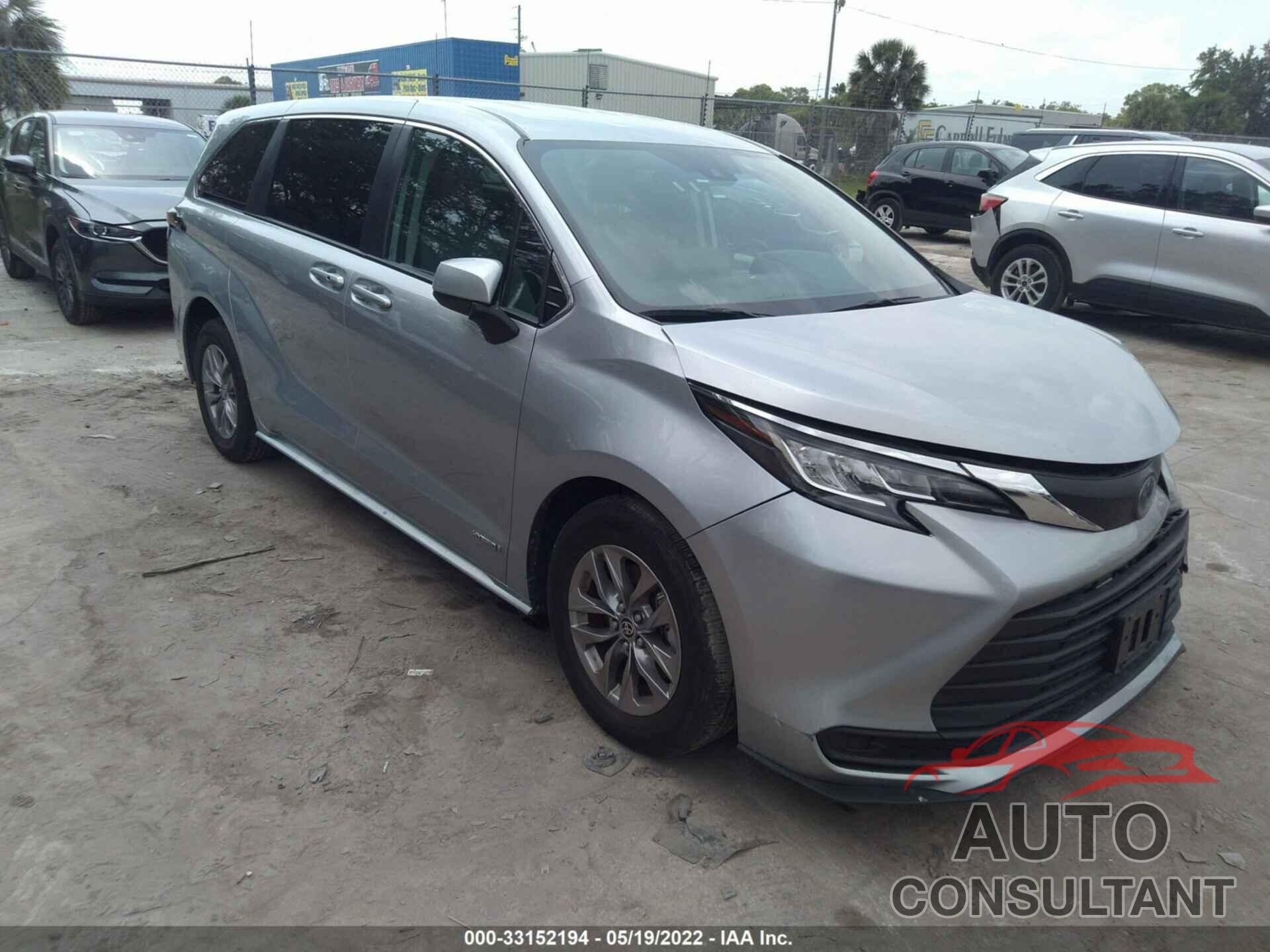 TOYOTA SIENNA 2021 - 5TDKRKEC7MS017491