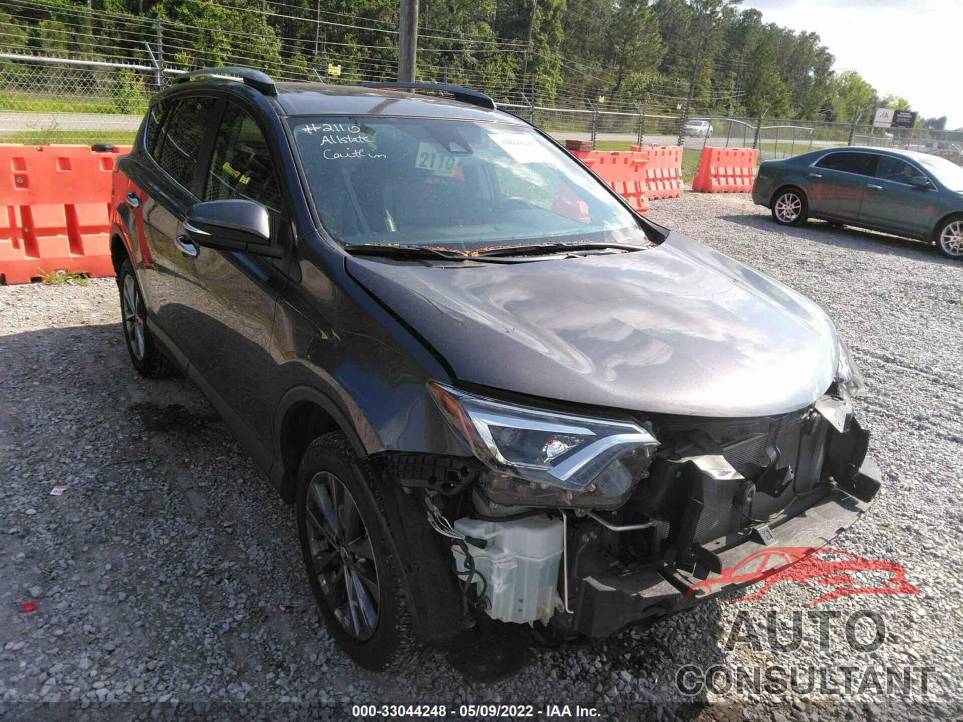 TOYOTA RAV4 2018 - JTMYFREV5JJ188729