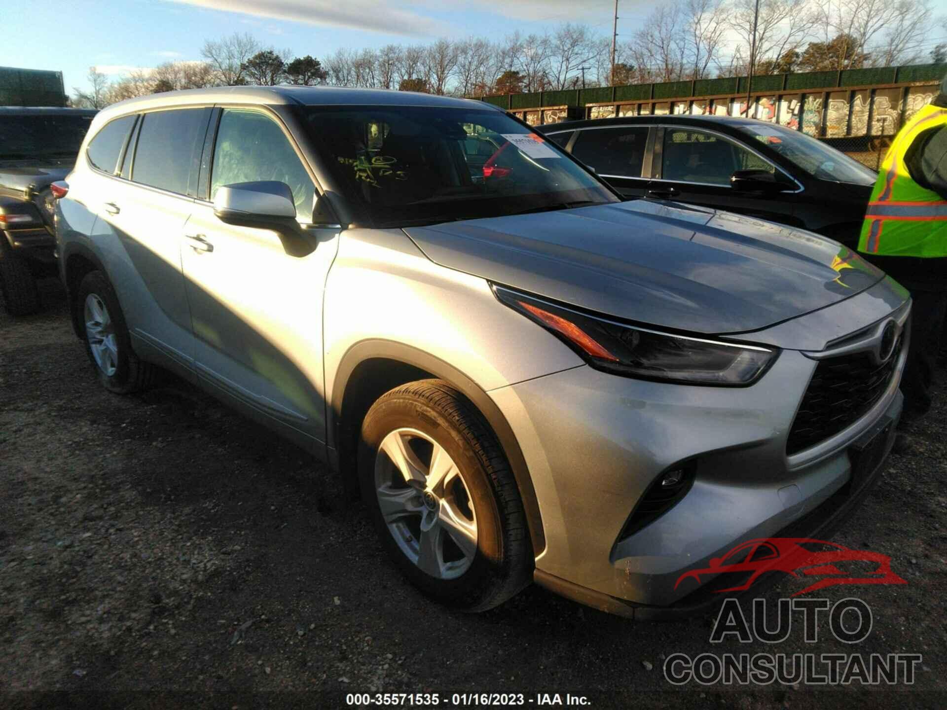 TOYOTA HIGHLANDER 2021 - 5TDBZRBH2MS527983