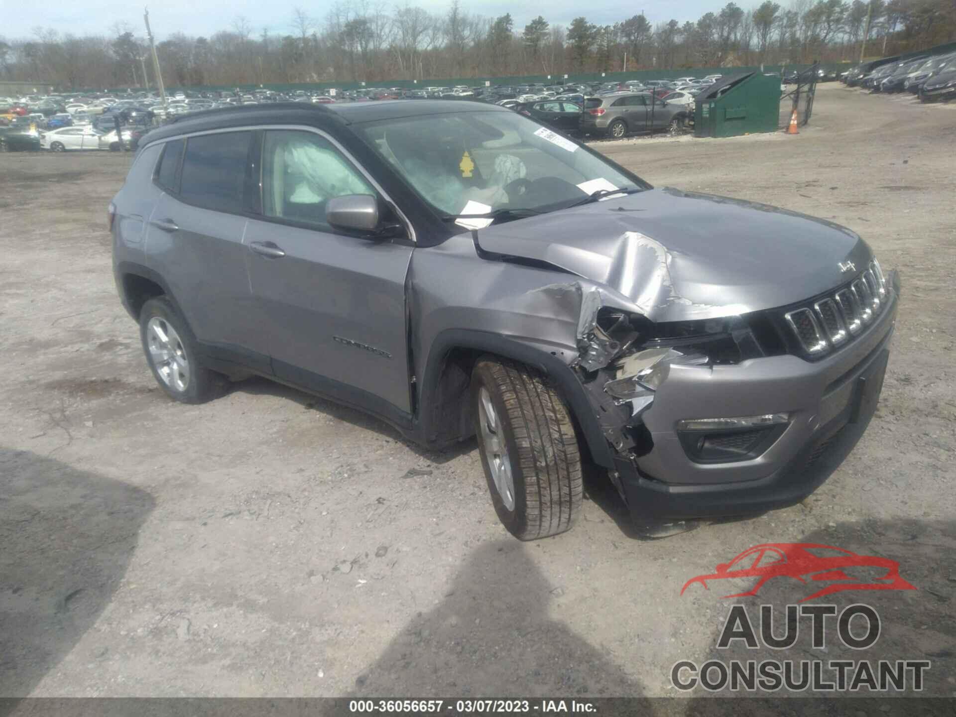 JEEP COMPASS 2018 - 3C4NJDBB1JT117440