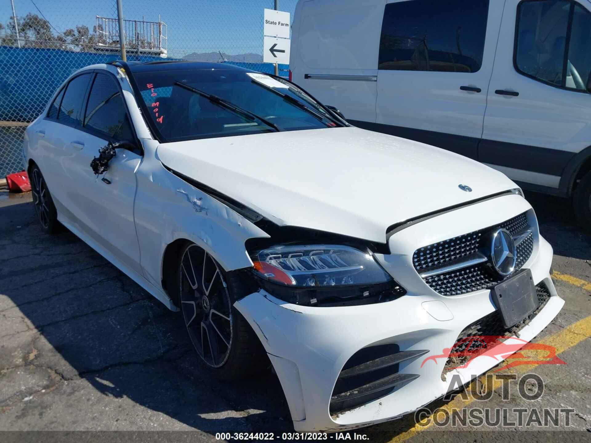 MERCEDES-BENZ C 300 2019 - 55SWF8DB6KU292601