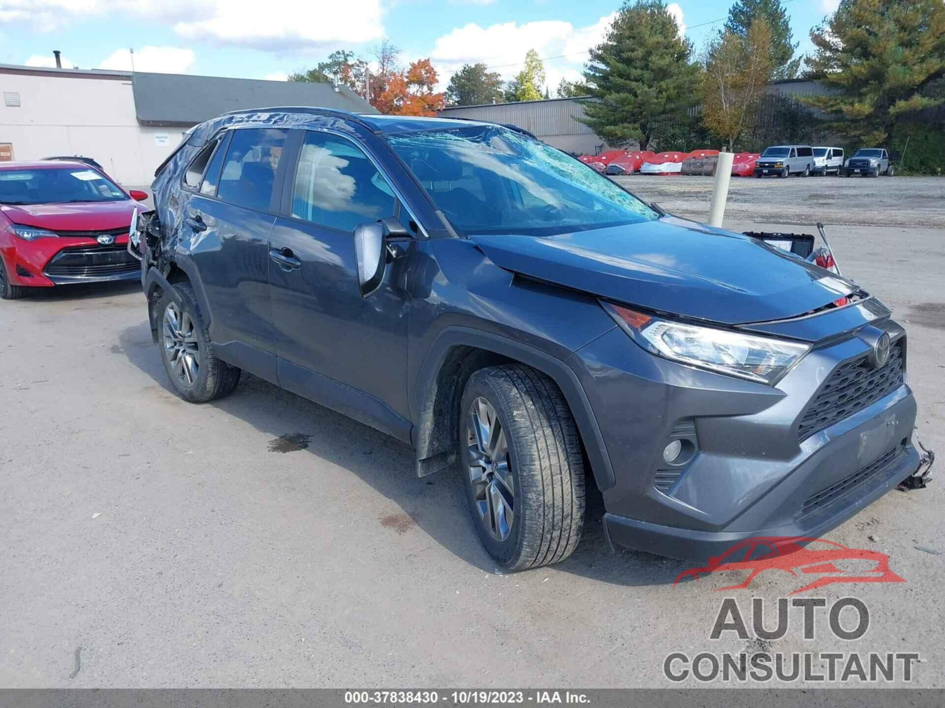 TOYOTA RAV4 2019 - 2T3A1RFV5KC058386