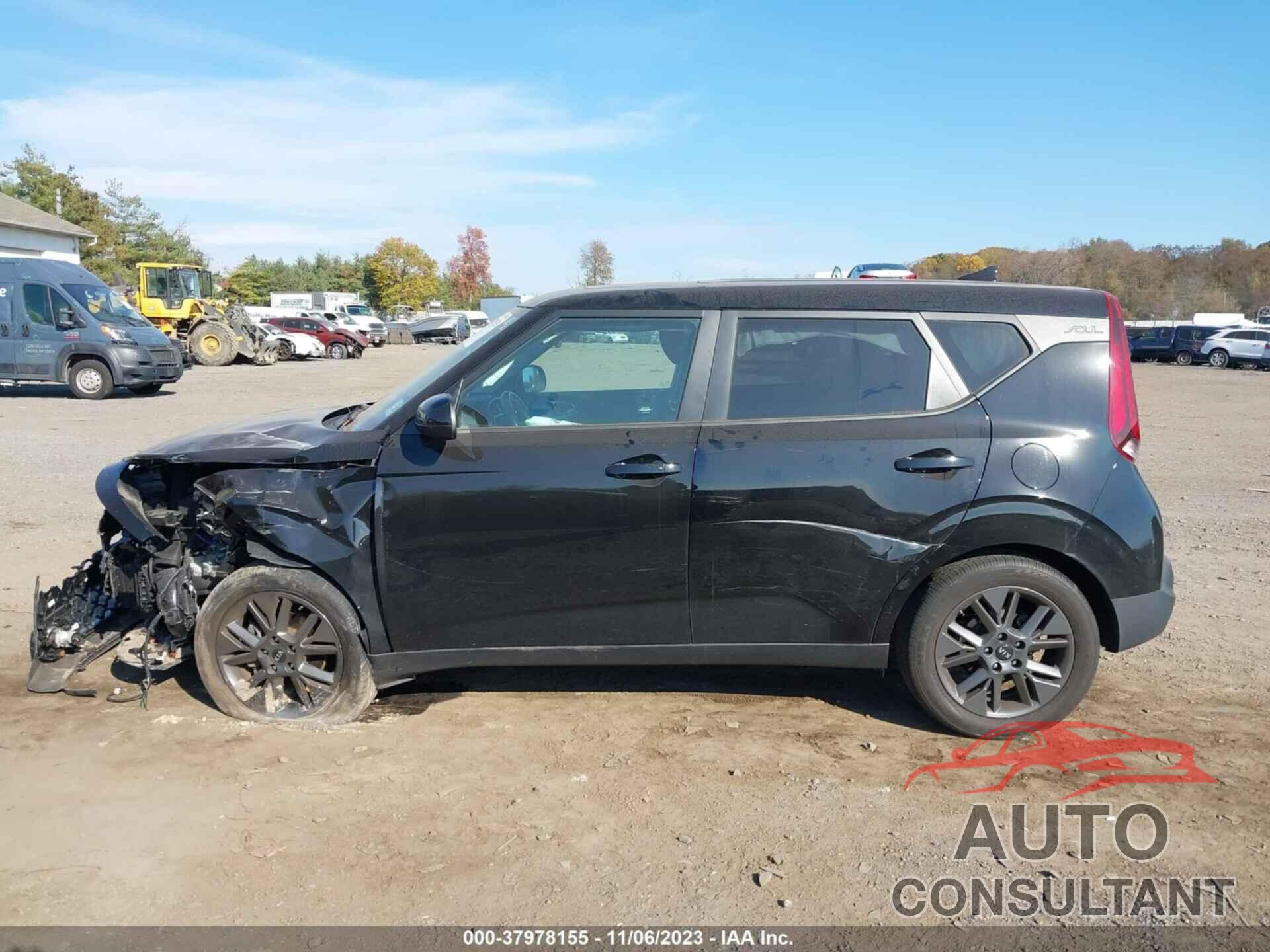 KIA SOUL 2021 - KNDJ33AU0M7742569