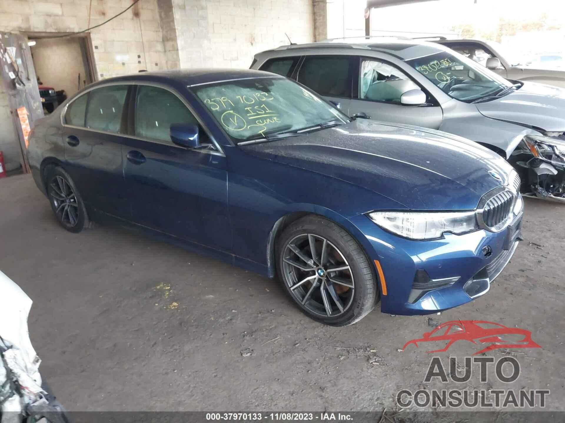 BMW 3 SERIES 2022 - 3MW5R7J01N8C27484