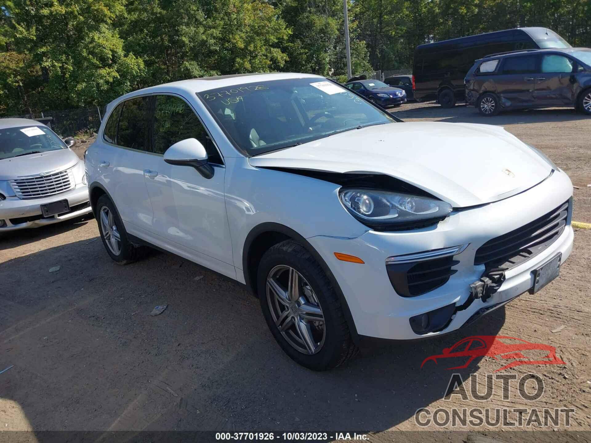 PORSCHE CAYENNE 2015 - WP1AB2A28FLA56400