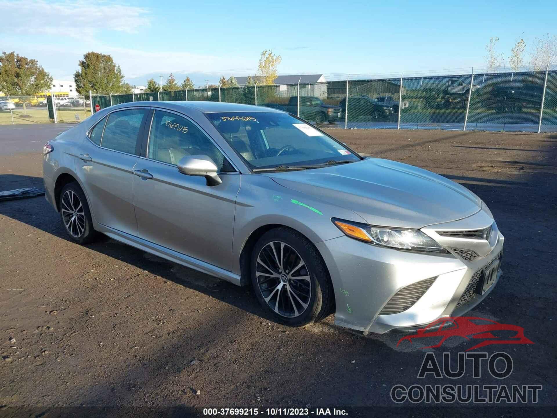 TOYOTA CAMRY 2020 - 4T1G11AK1LU885125