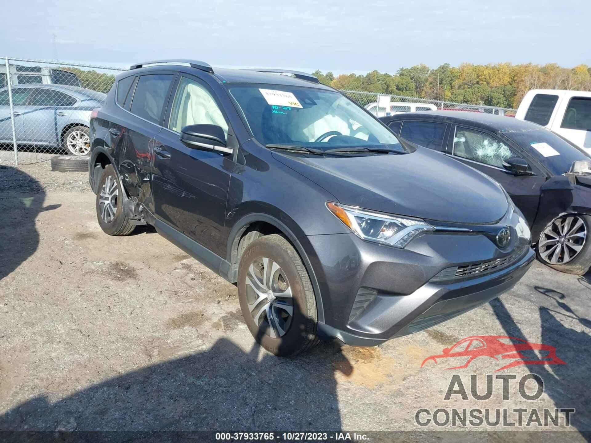TOYOTA RAV4 2017 - JTMZFREV9HJ719512