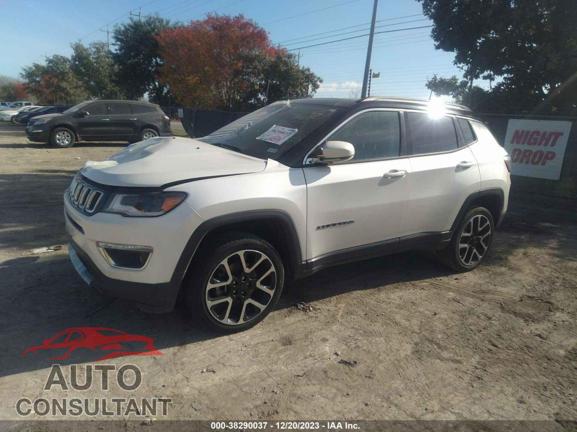 JEEP COMPASS 2018 - 3C4NJDCB5JT200769