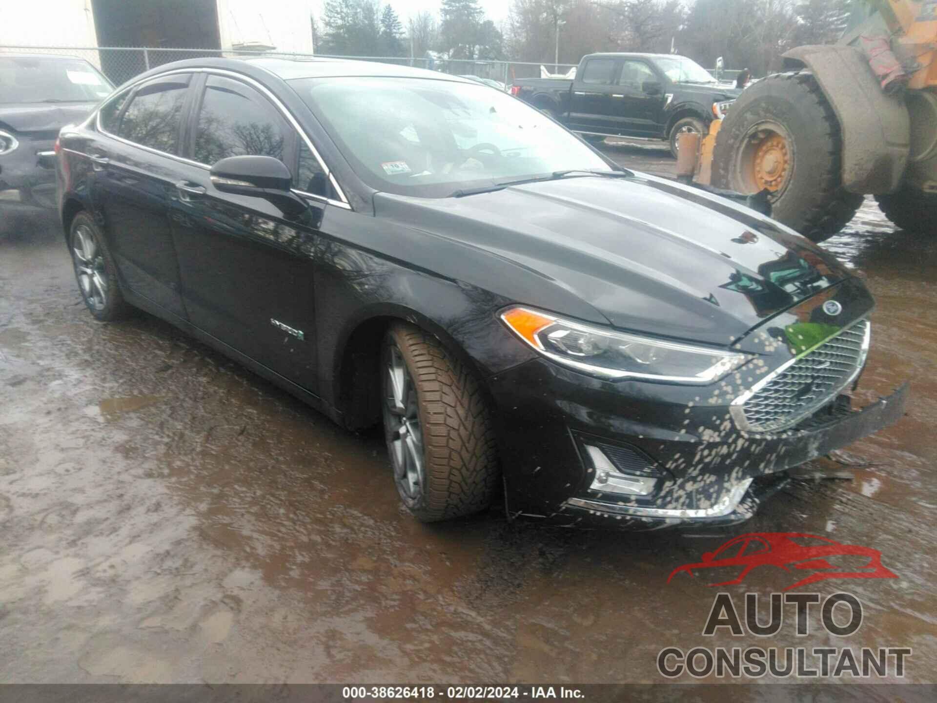 FORD FUSION HYBRID 2019 - 3FA6P0RU0KR139372