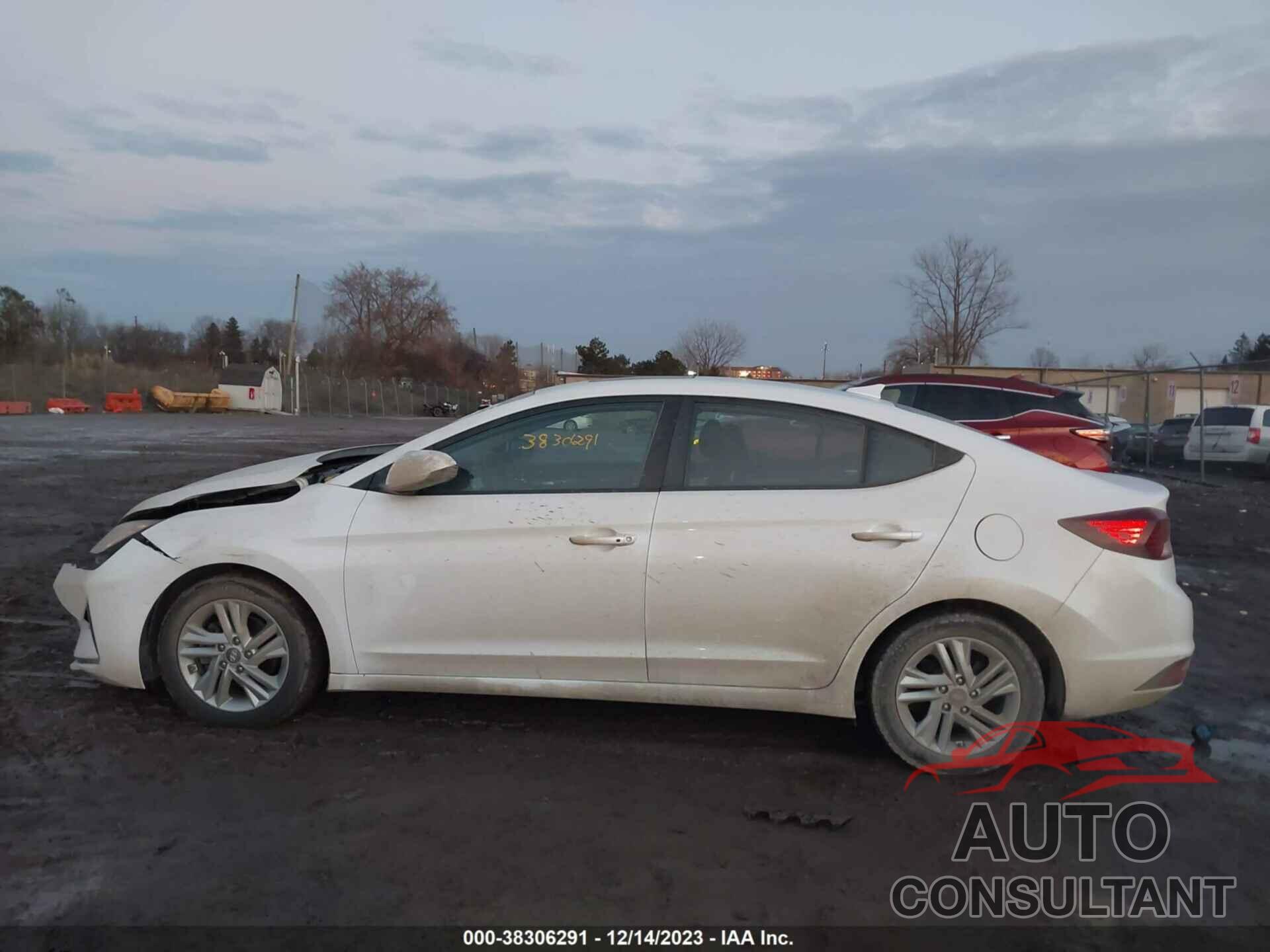 HYUNDAI ELANTRA 2020 - 5NPD84LF8LH613539