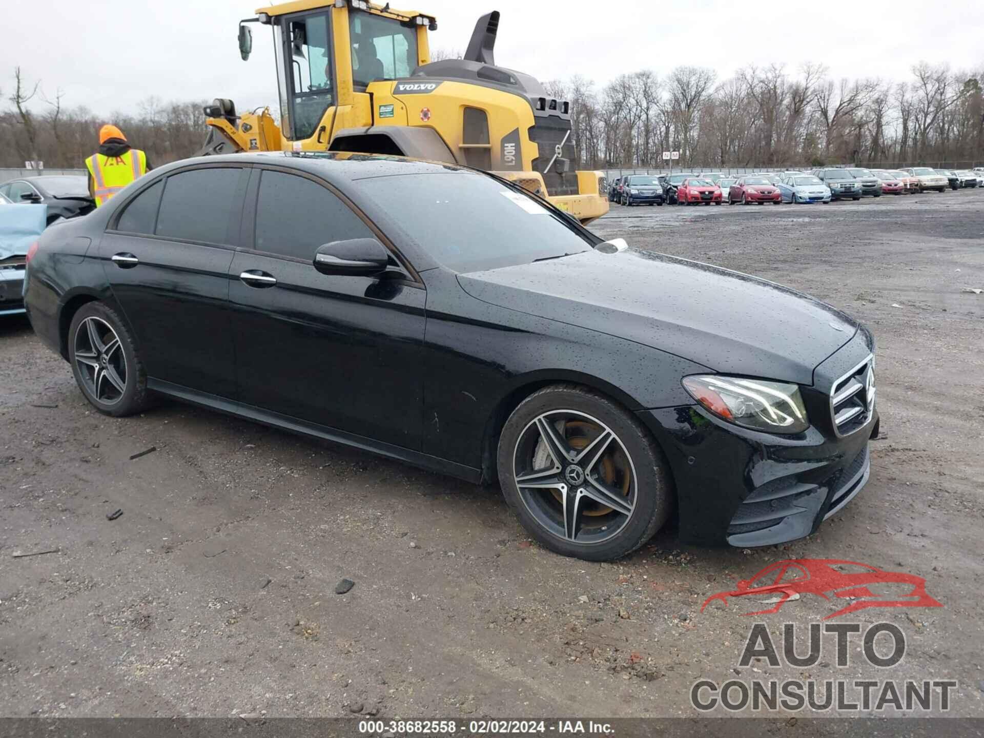 MERCEDES-BENZ E 300 2018 - WDDZF4JB1JA323987