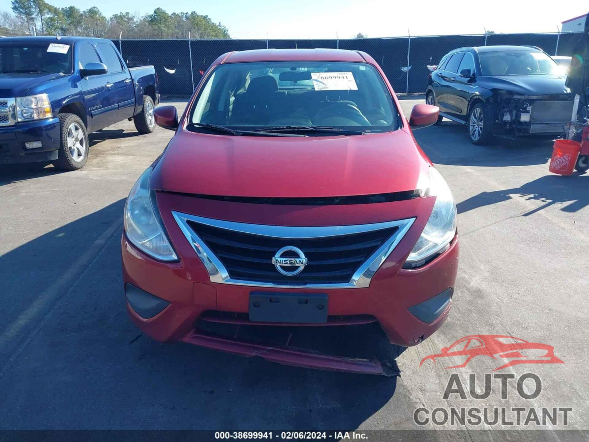 NISSAN VERSA 2018 - 3N1CN7AP8JK410951