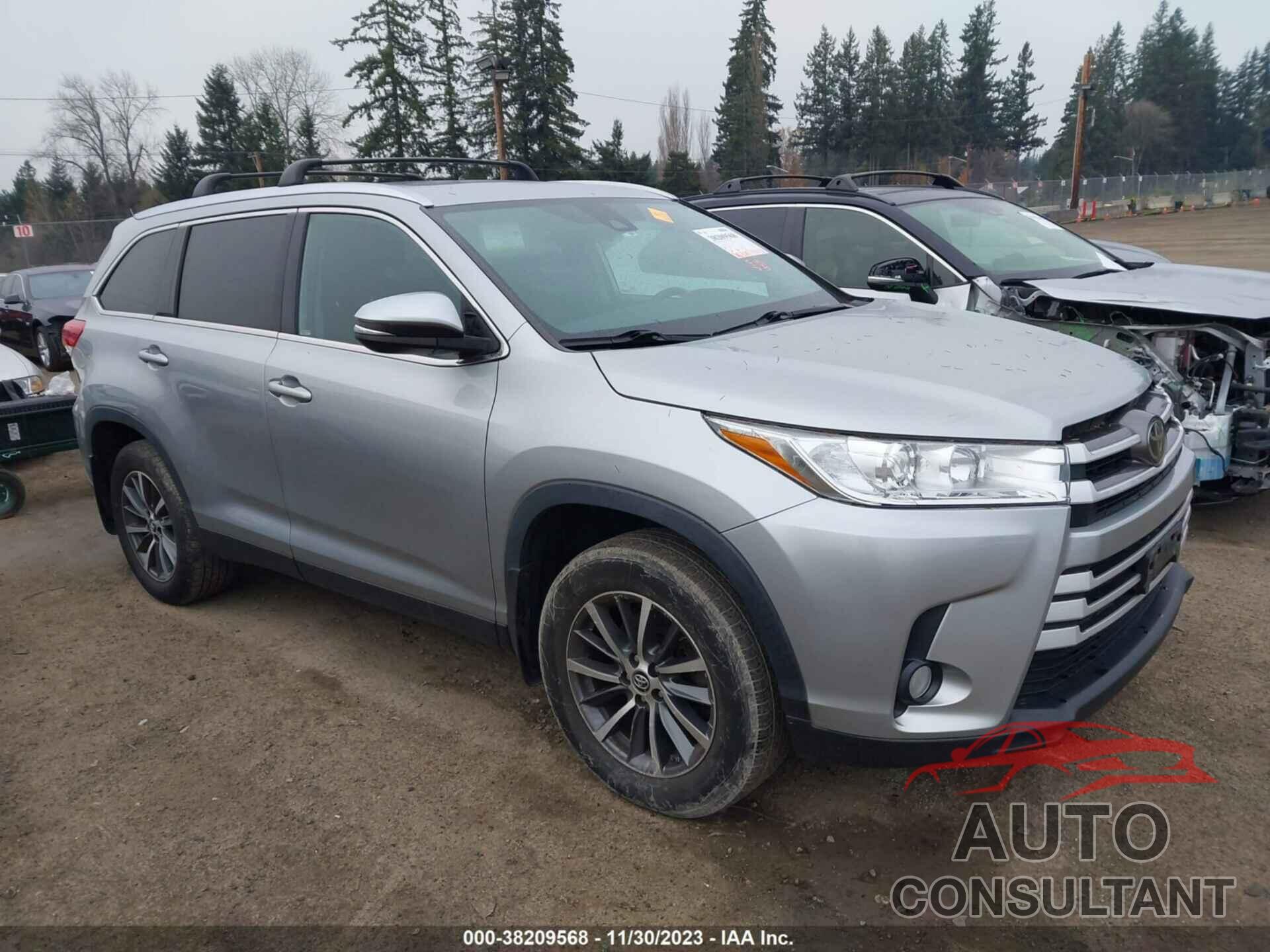 TOYOTA HIGHLANDER 2019 - 5TDJZRFH9KS738374