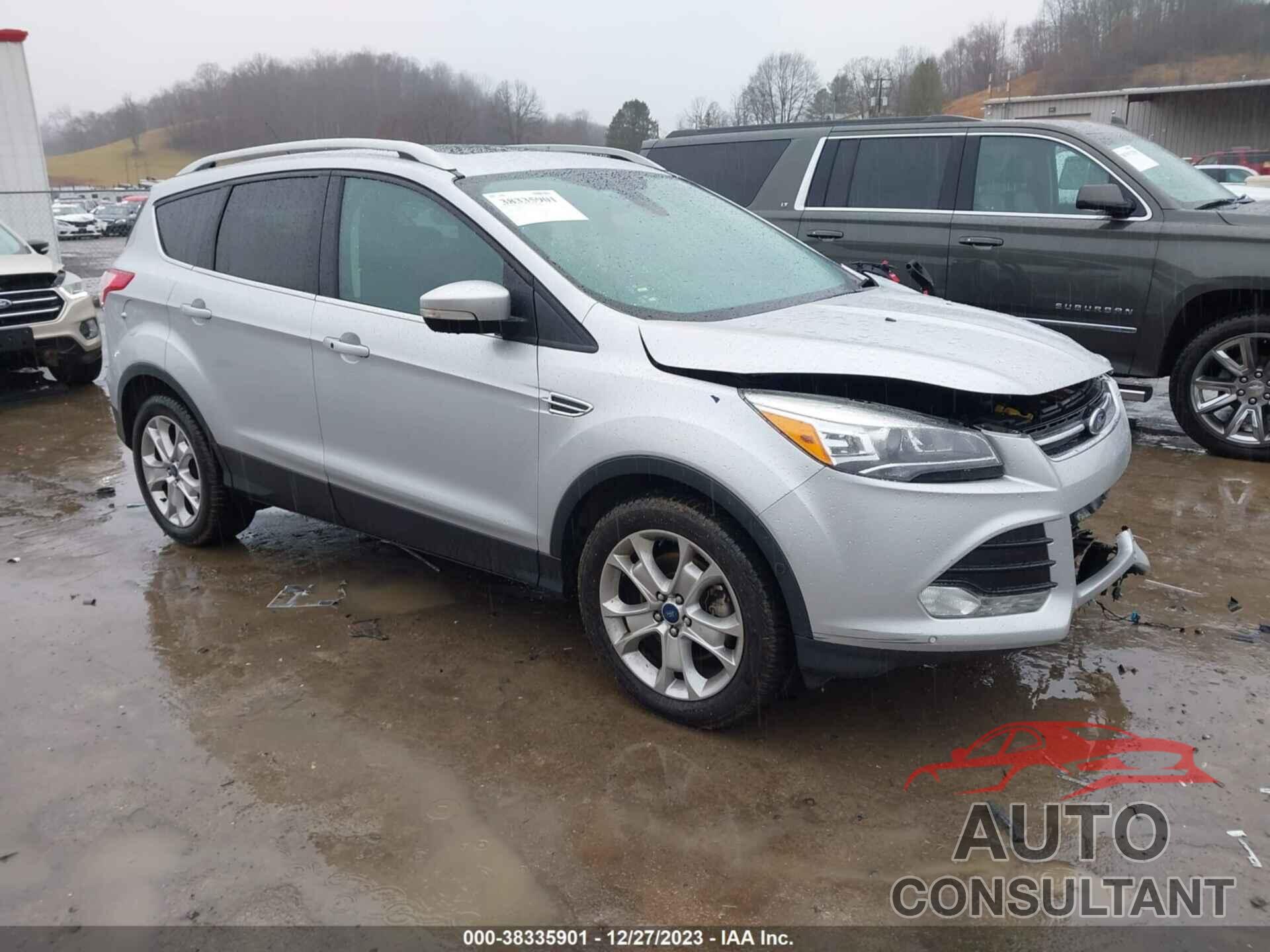 FORD ESCAPE 2016 - 1FMCU9J98GUB12238