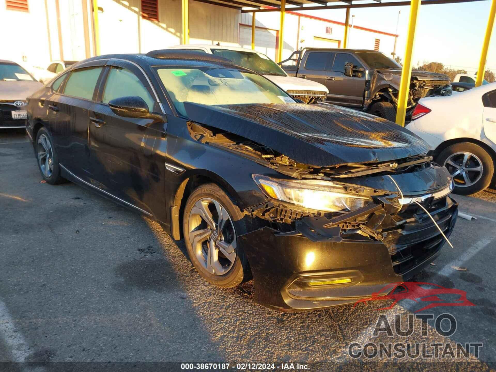 HONDA ACCORD 2018 - 1HGCV2F50JA015592