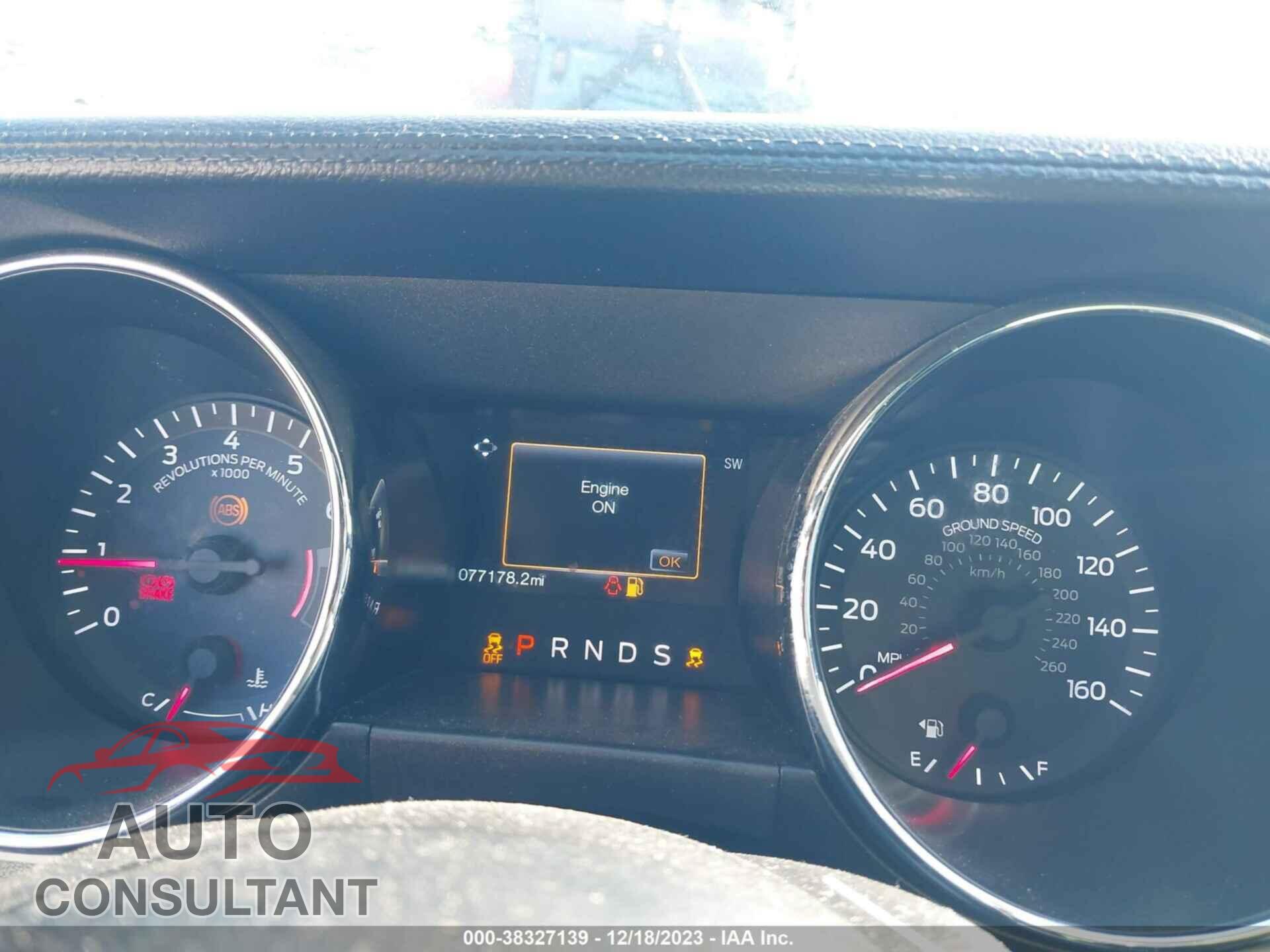 FORD MUSTANG 2017 - 1FATP8UH2H5220218