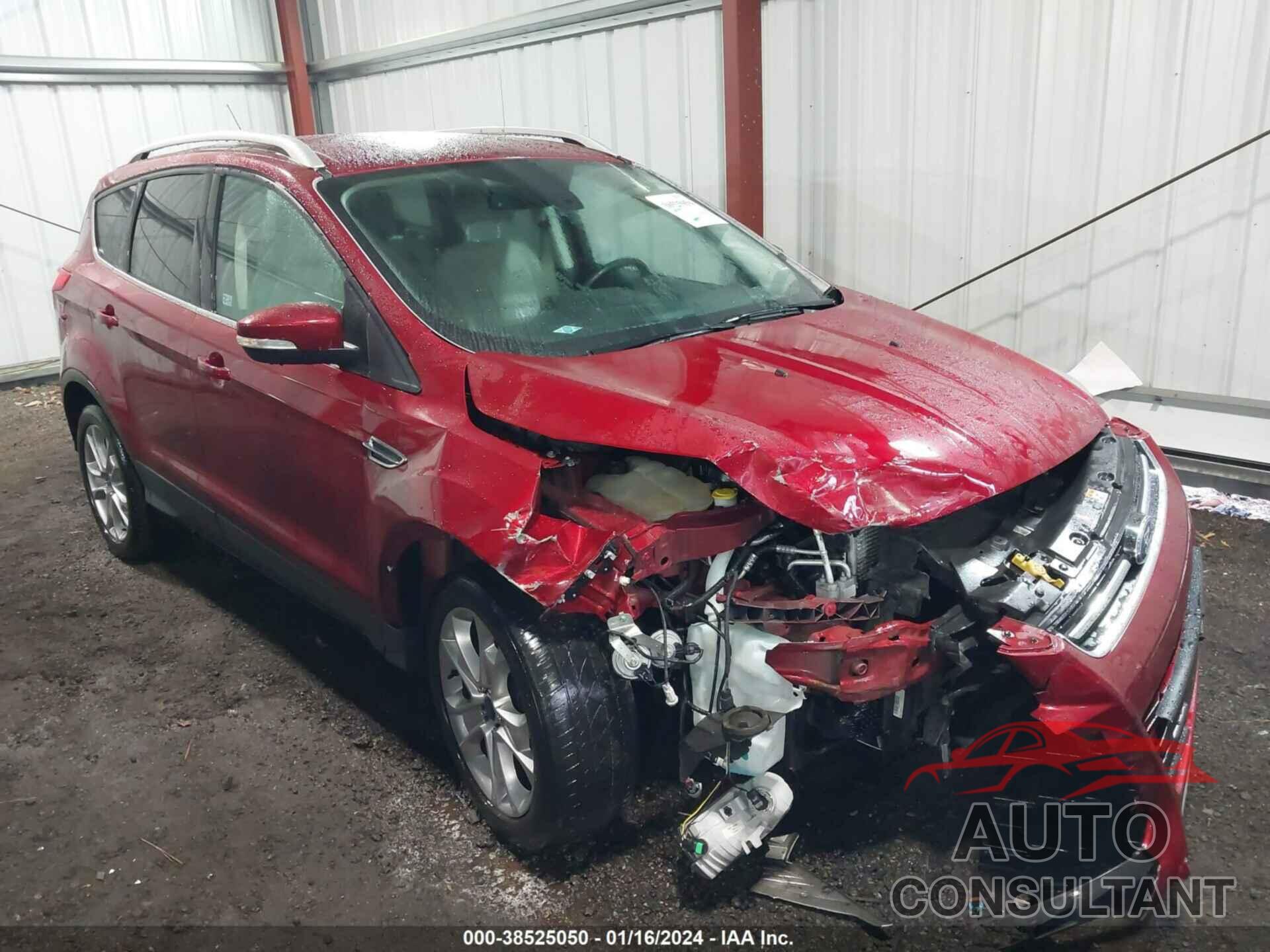 FORD ESCAPE 2016 - 1FMCU0J9XGUA04862
