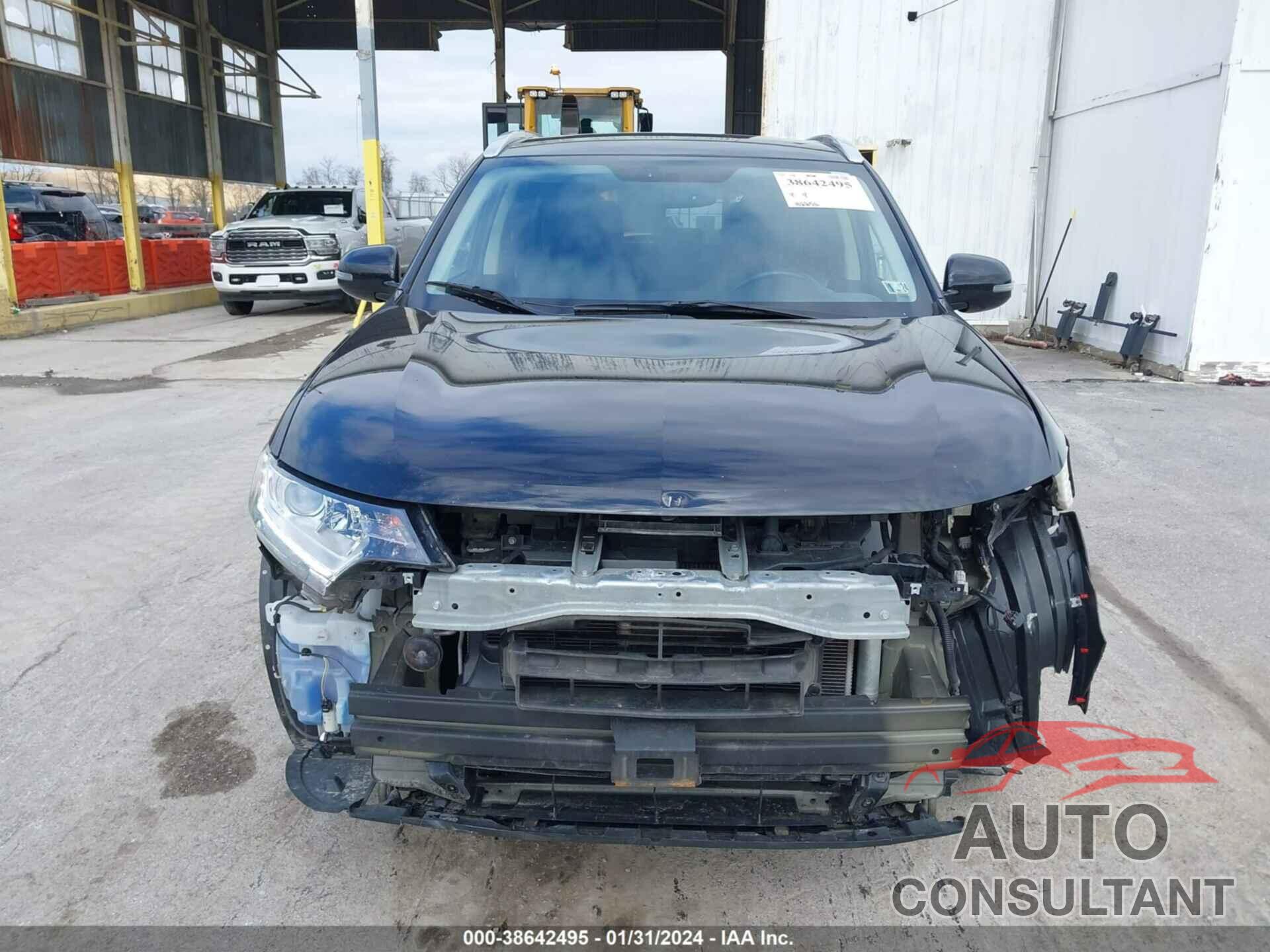 MITSUBISHI OUTLANDER 2019 - JA4AZ3A36KZ014529