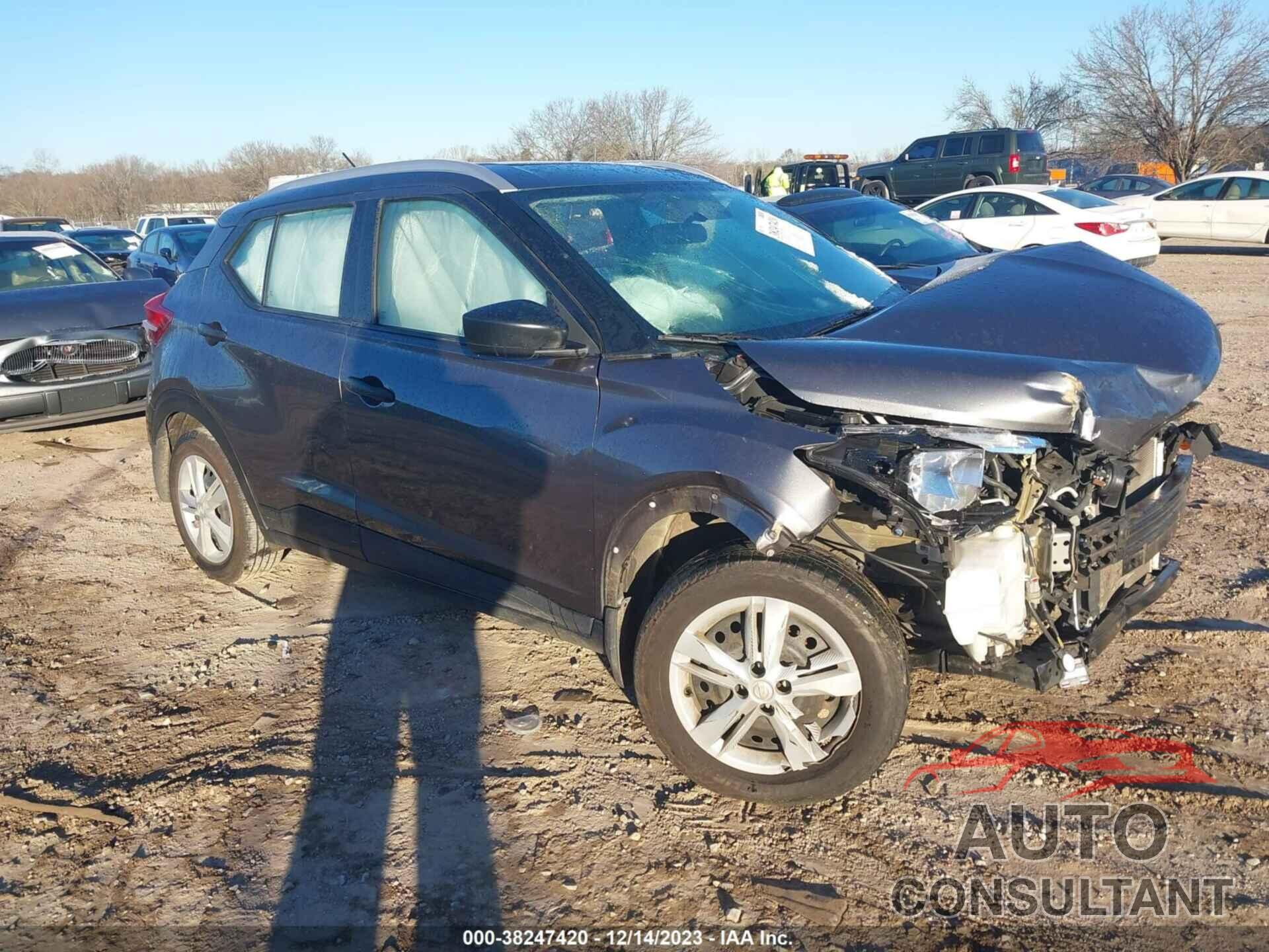 NISSAN KICKS 2018 - 3N1CP5CU3JL544939