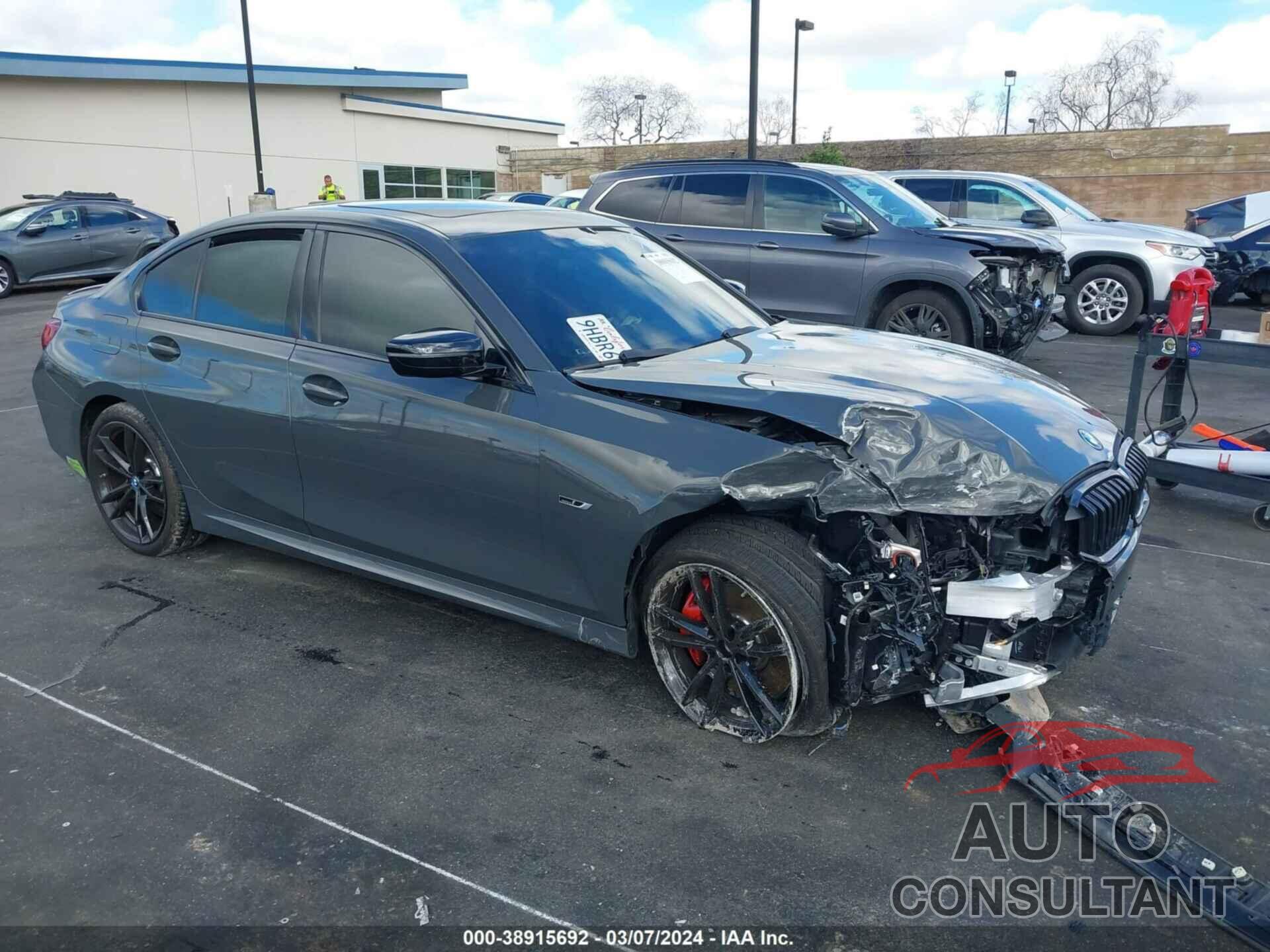 BMW 3 SERIES 2023 - 3MW39FS03P8D57558