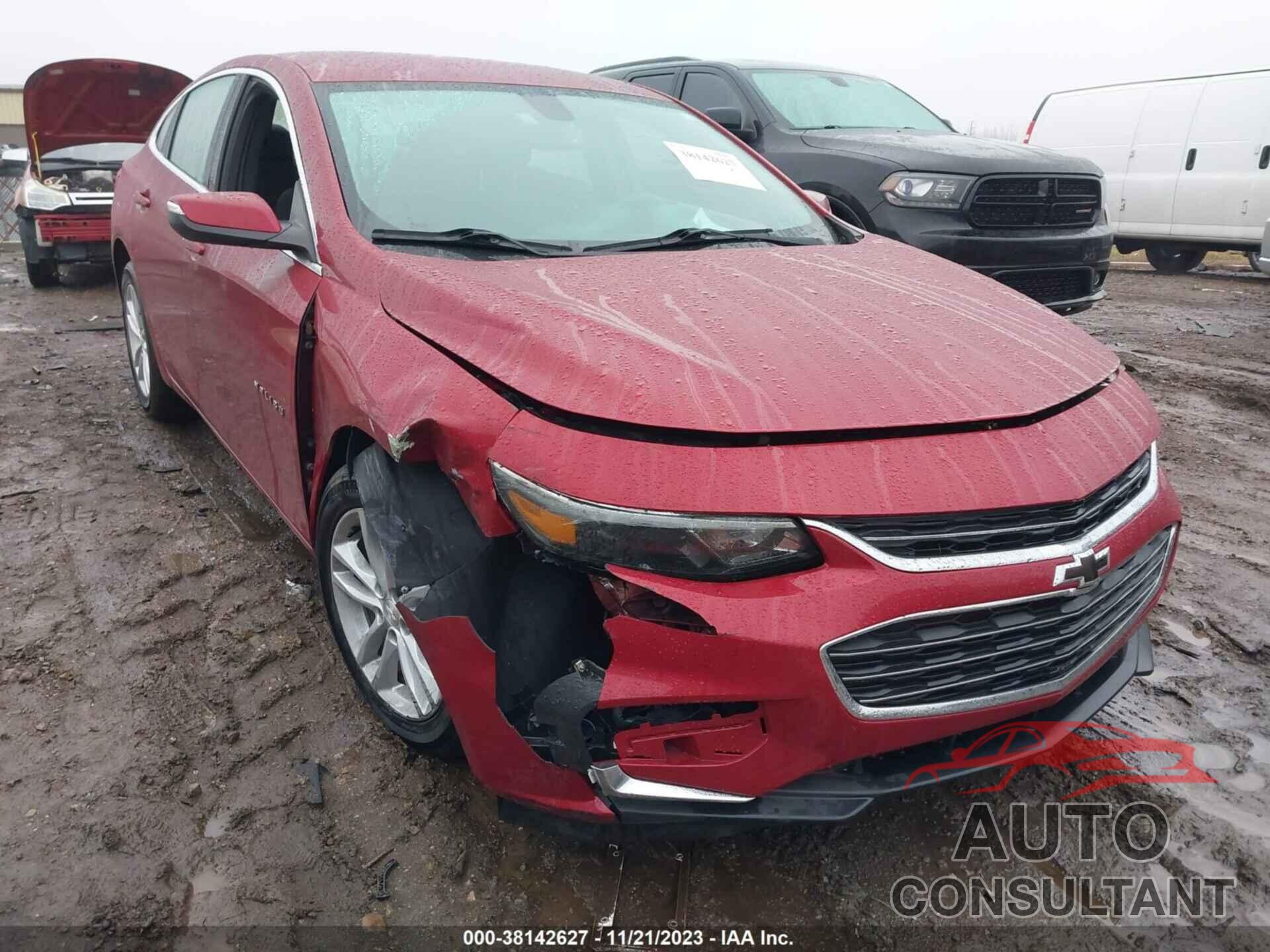 CHEVROLET MALIBU 2017 - 1G1ZE5ST8HF165258