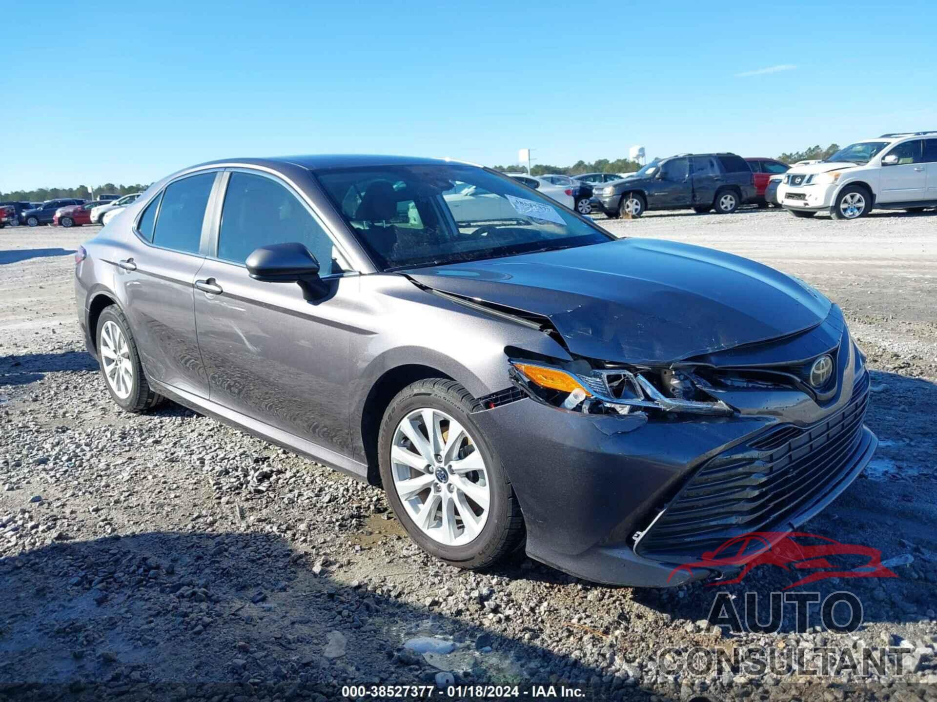 TOYOTA CAMRY 2020 - 4T1C11AK2LU337455