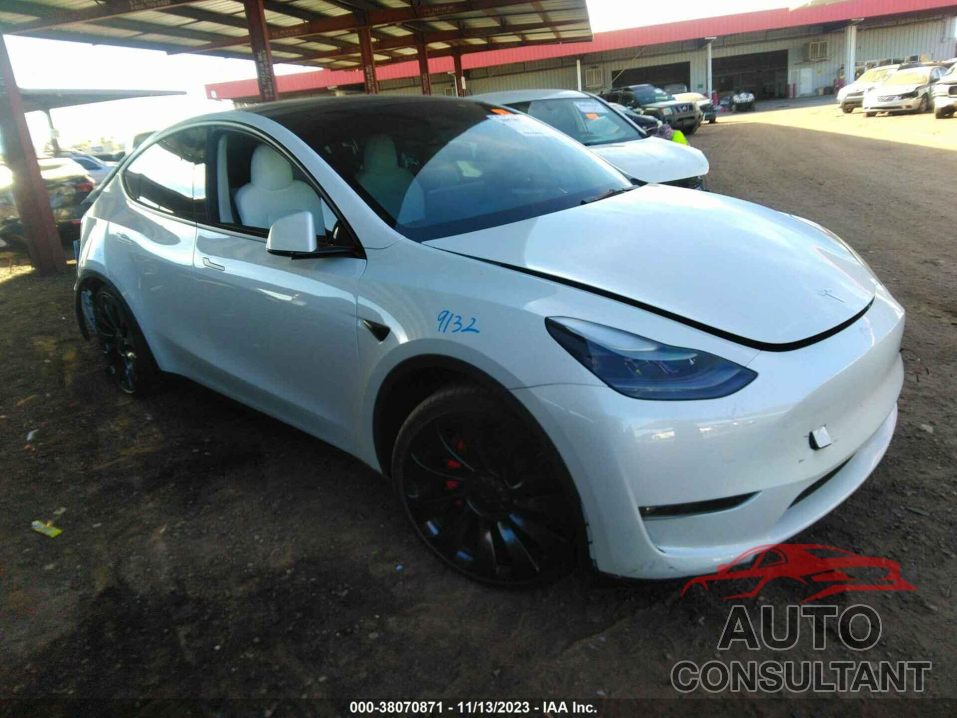 TESLA MODEL Y 2023 - 7SAYGDEFXPF814108