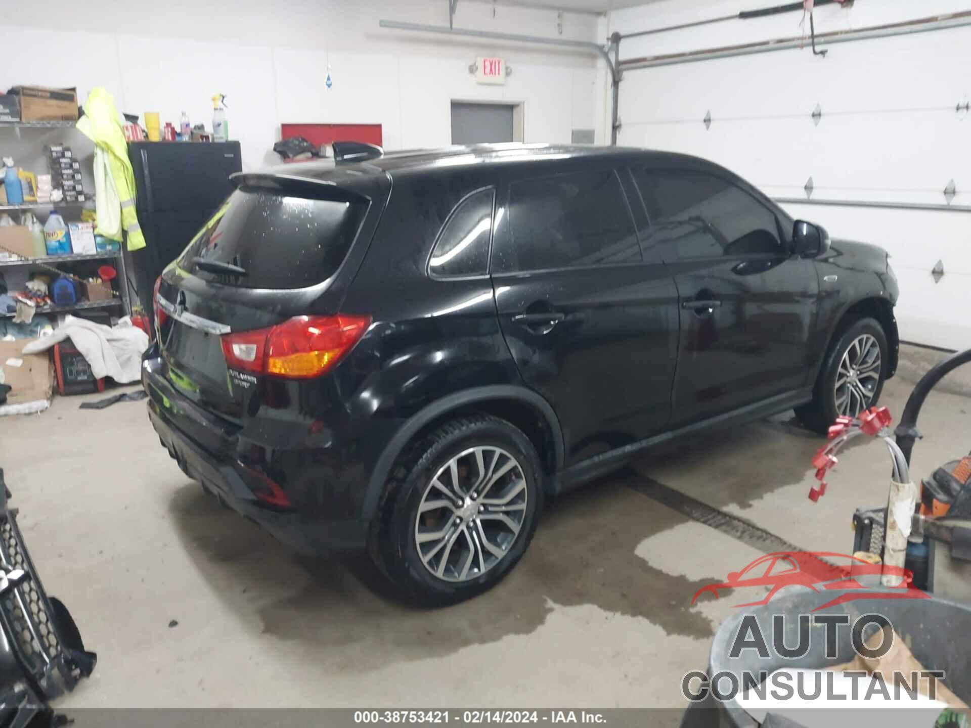 MITSUBISHI OUTLANDER SPORT 2018 - JA4AR3AW5JU001891