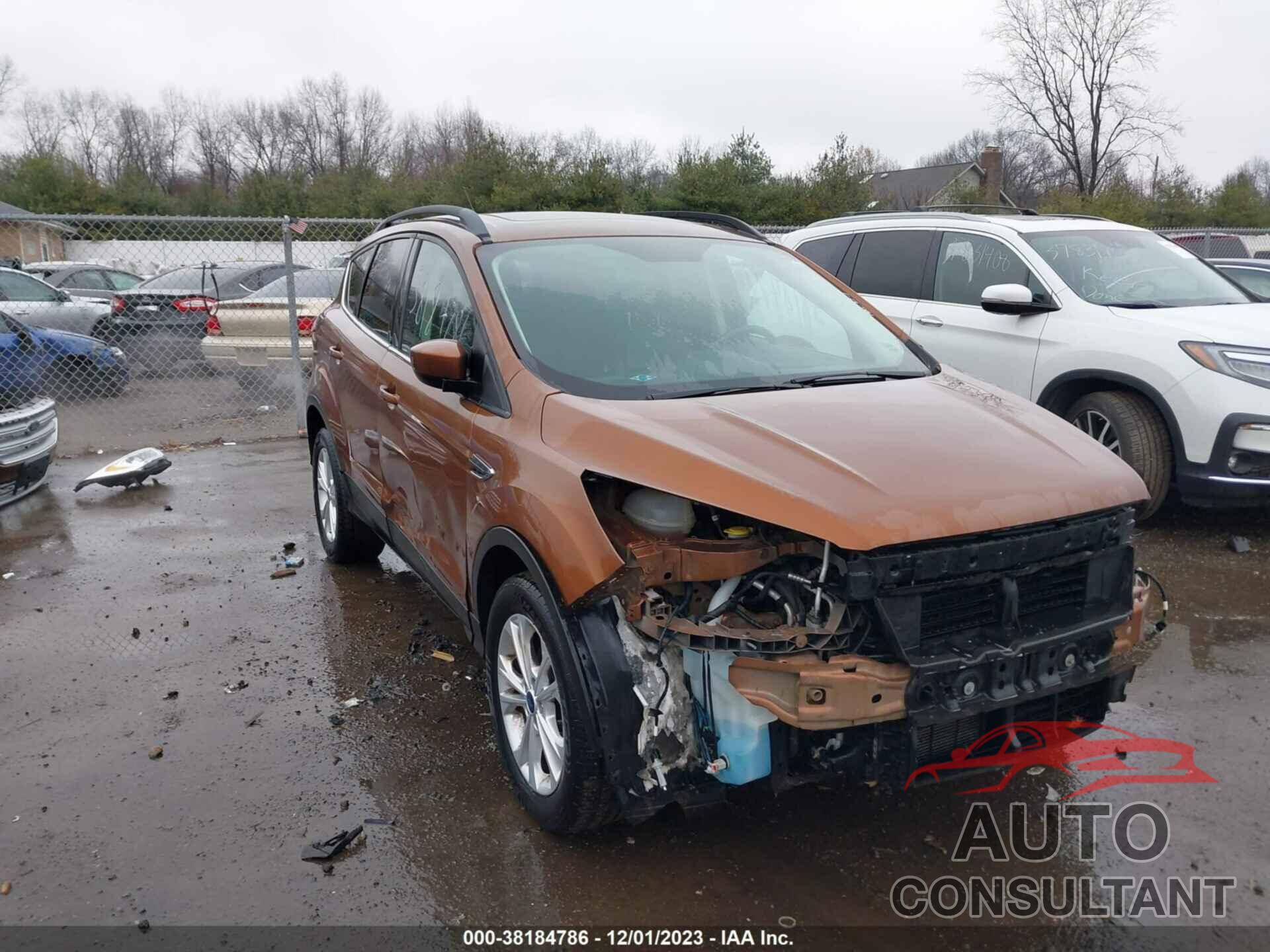 FORD ESCAPE 2017 - 1FMCU0GD8HUB51498
