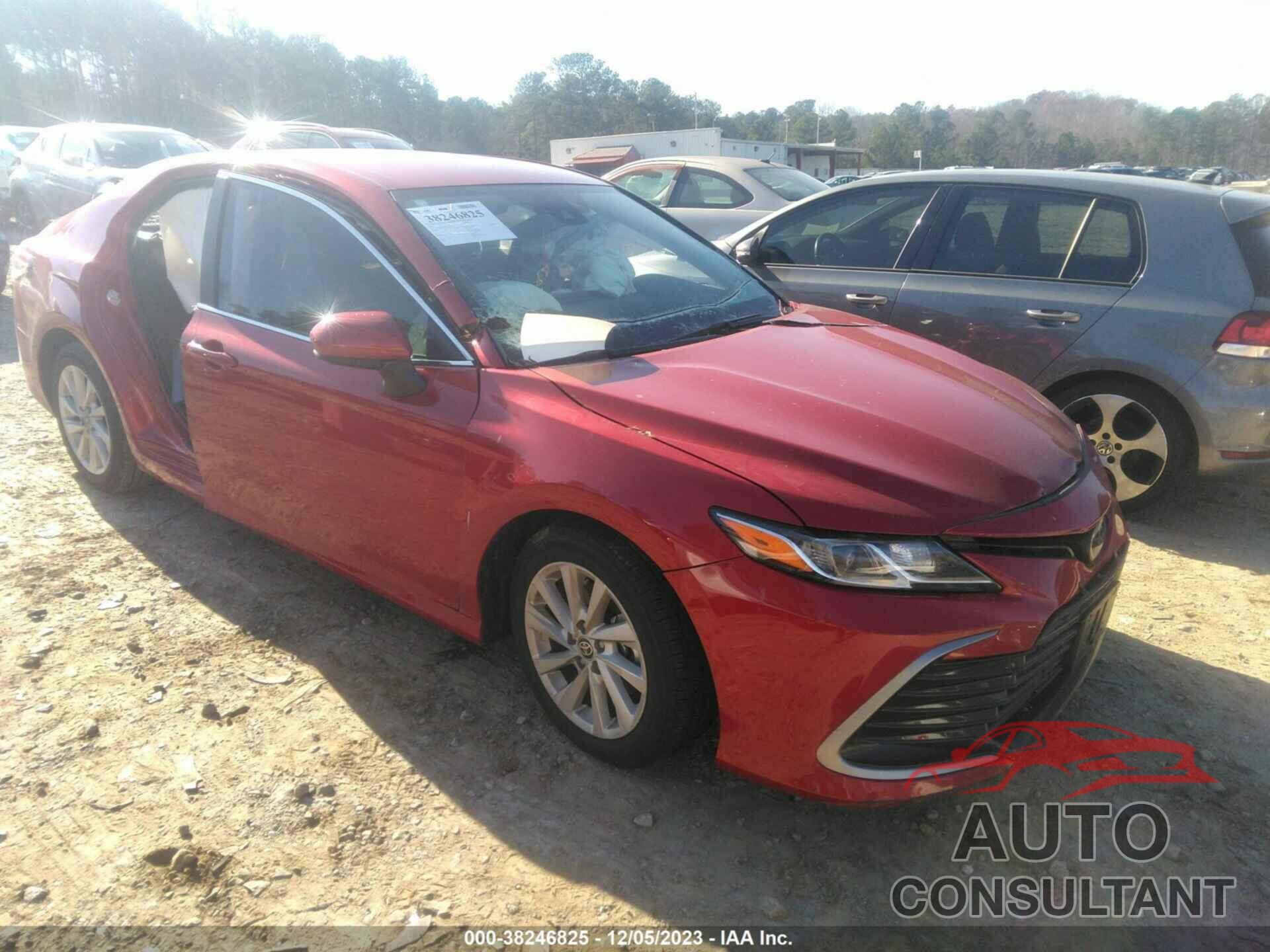 TOYOTA CAMRY 2023 - 4T1C11AK4PU121497