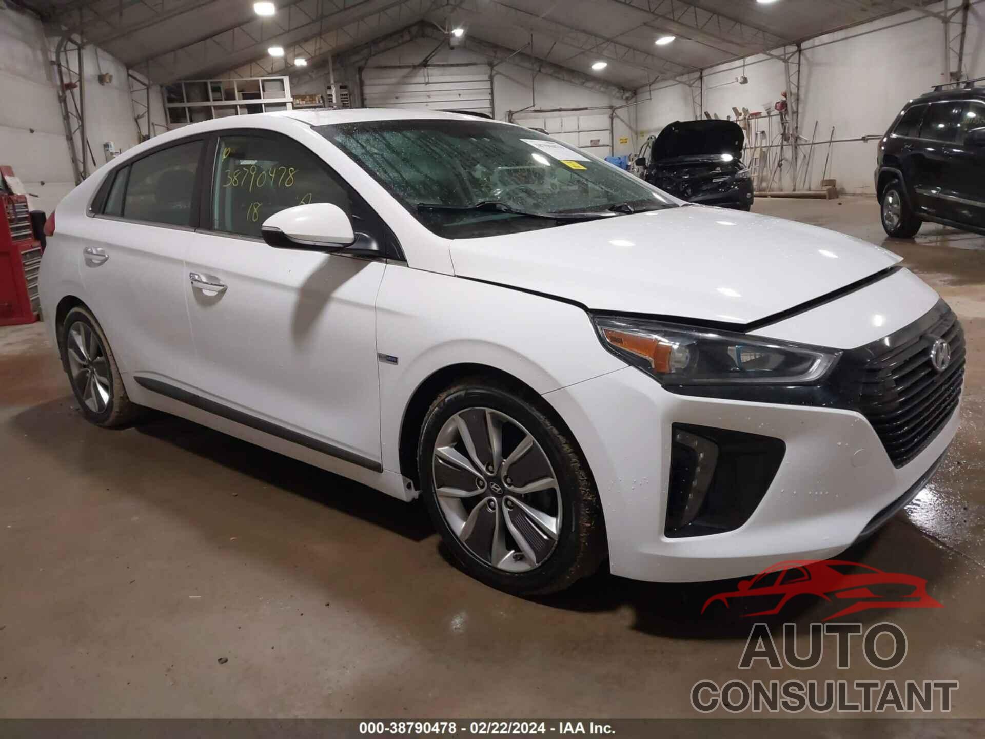 HYUNDAI IONIQ HYBRID 2018 - KMHC85LC8JU090917