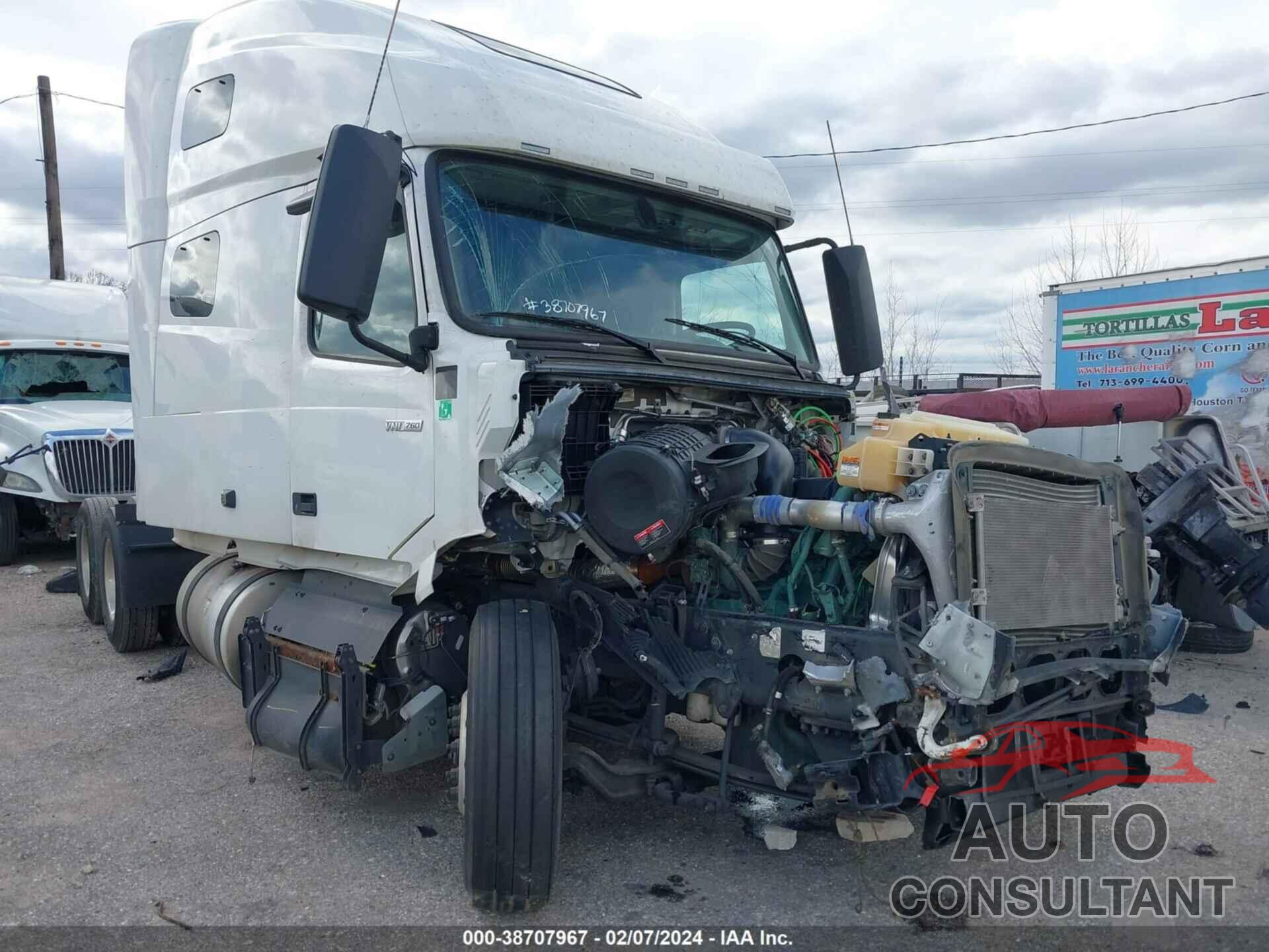 VOLVO VNL 2023 - 4V4NC9EH4PN333903