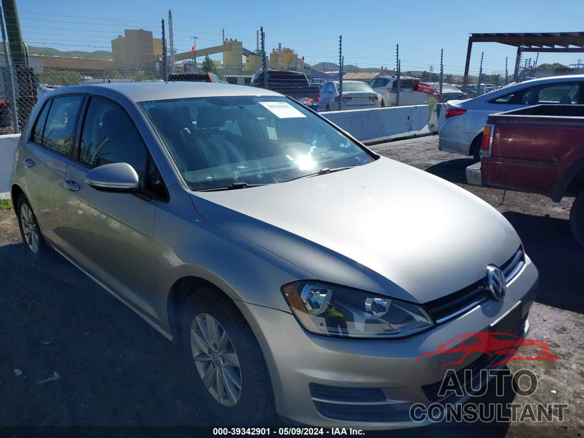 VOLKSWAGEN GOLF 2017 - 3VW217AU6HM031937