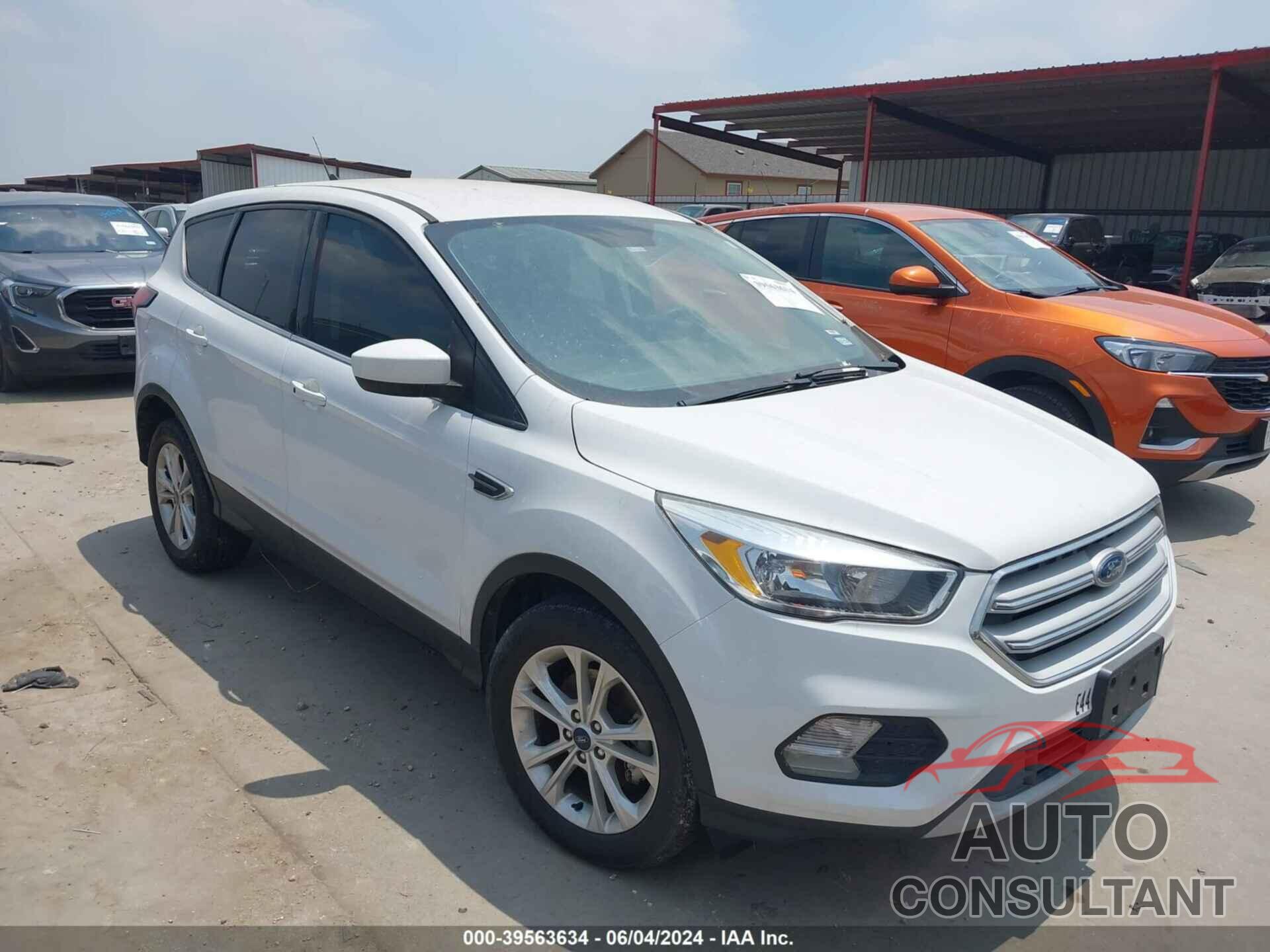 FORD ESCAPE 2019 - 1FMCU0GDXKUA34142