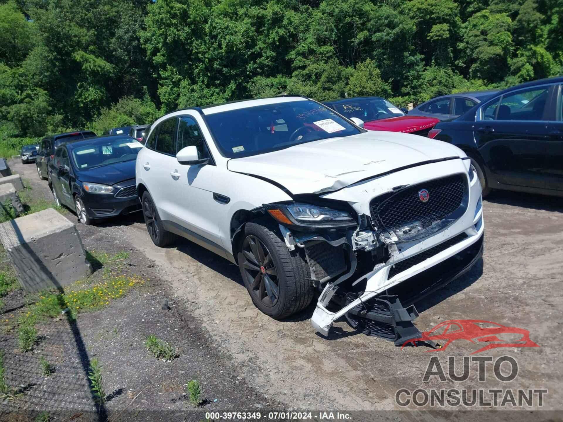 JAGUAR F-PACE 2018 - SADCK2GX0JA295221