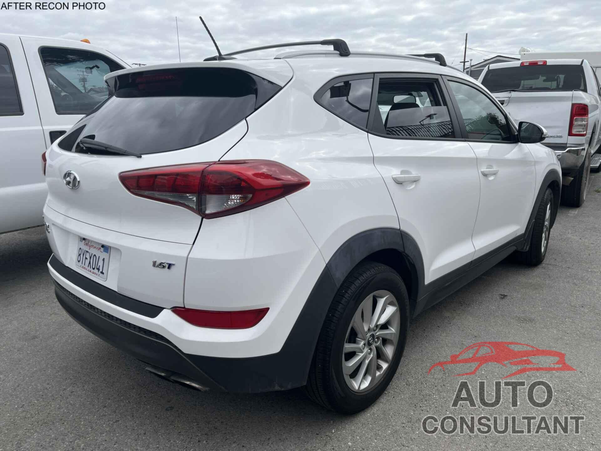 HYUNDAI TUCSON 2016 - KM8J33A24GU037631