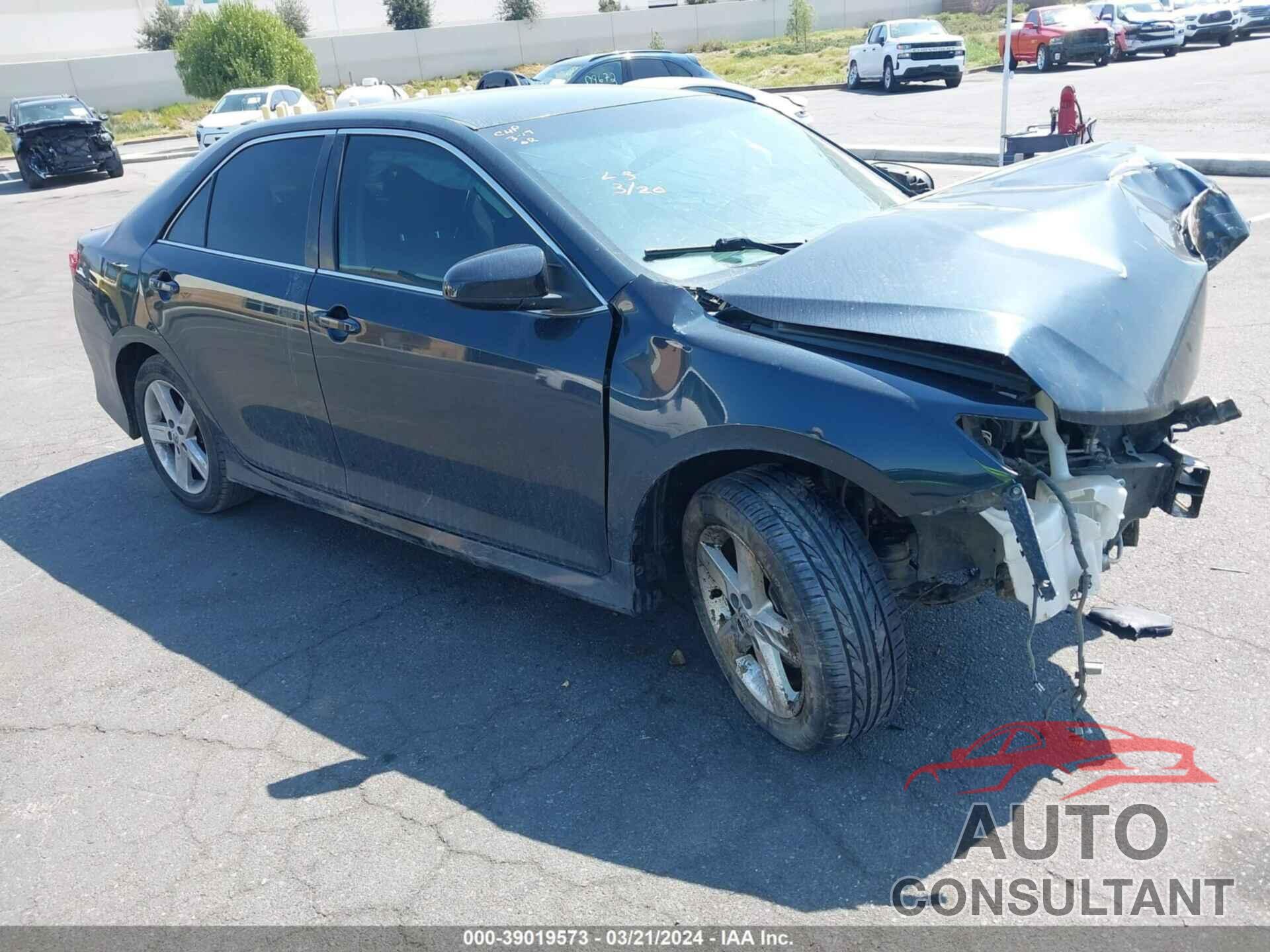 TOYOTA CAMRY 2014 - 4T1BF1FK5EU372659