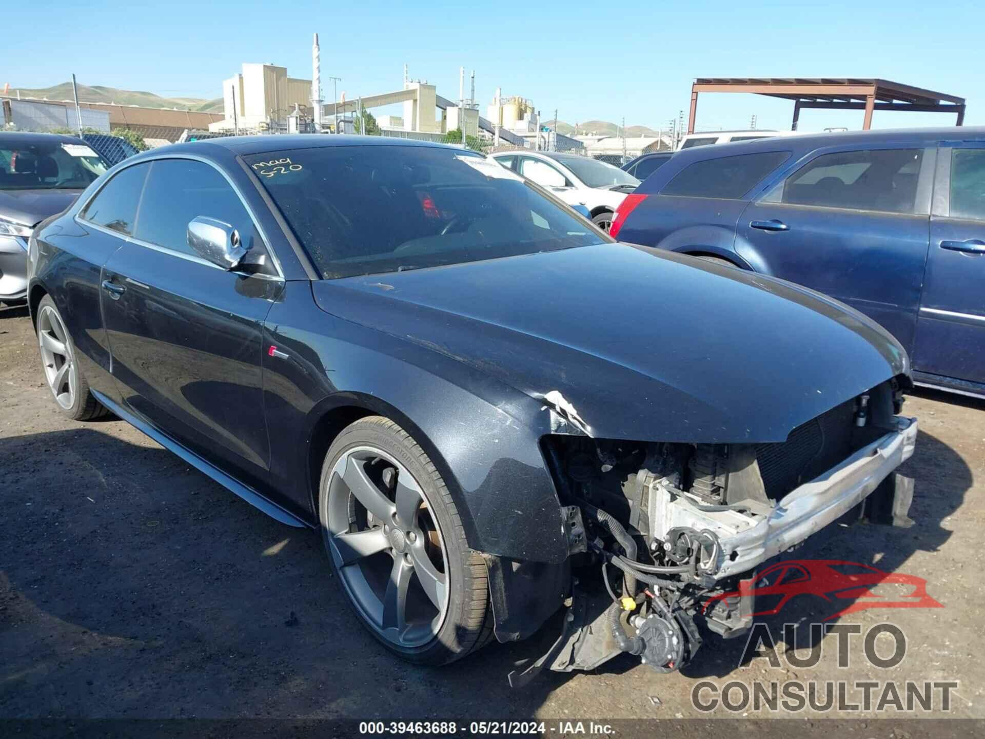 AUDI S5 2014 - WAUCGAFR0EA005332