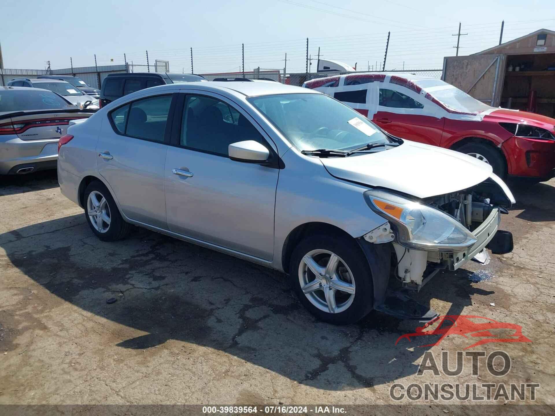 NISSAN VERSA 2019 - 3N1CN7AP8KL834321