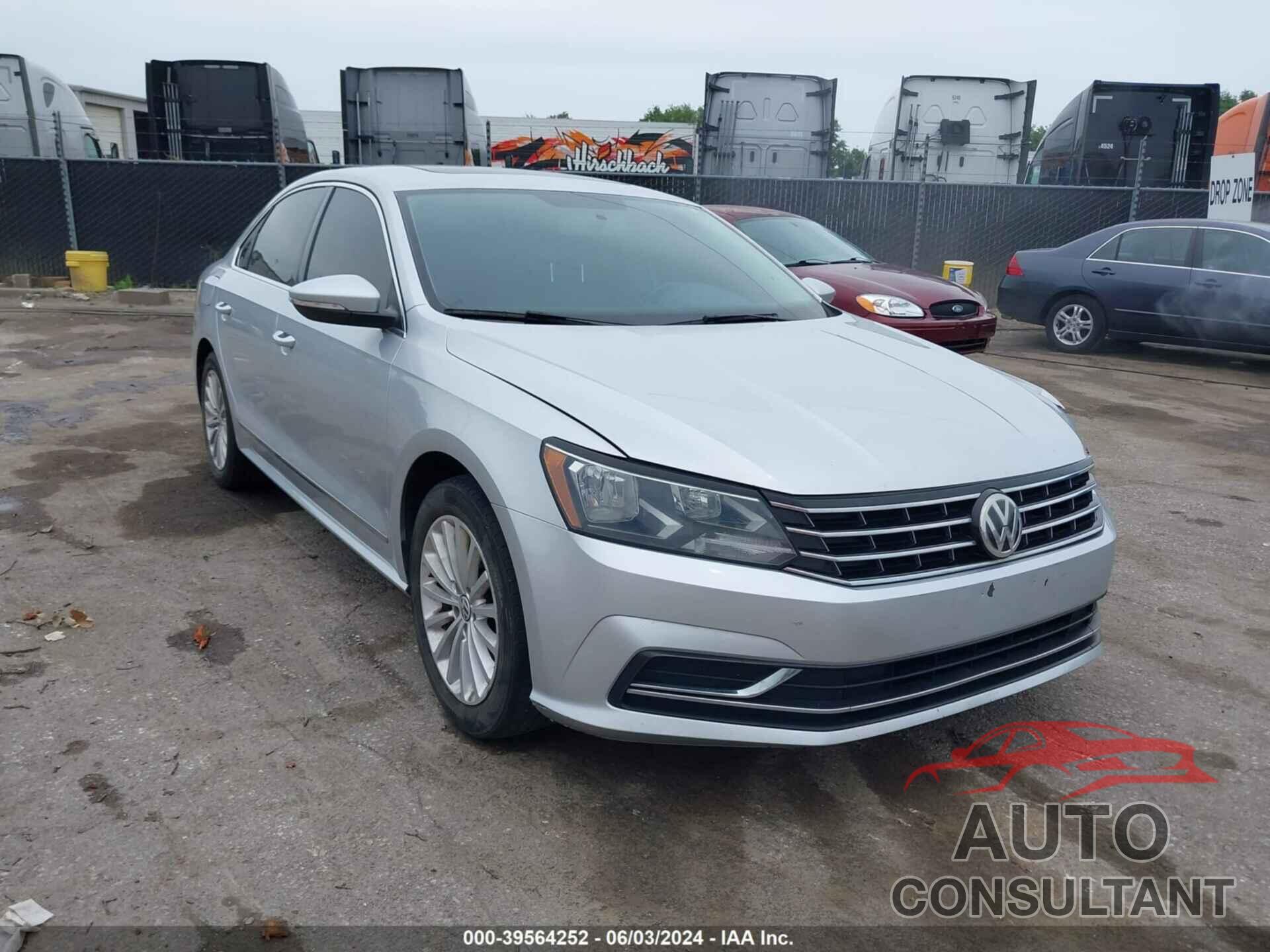 VOLKSWAGEN PASSAT 2016 - 1VWBT7A36GC008644