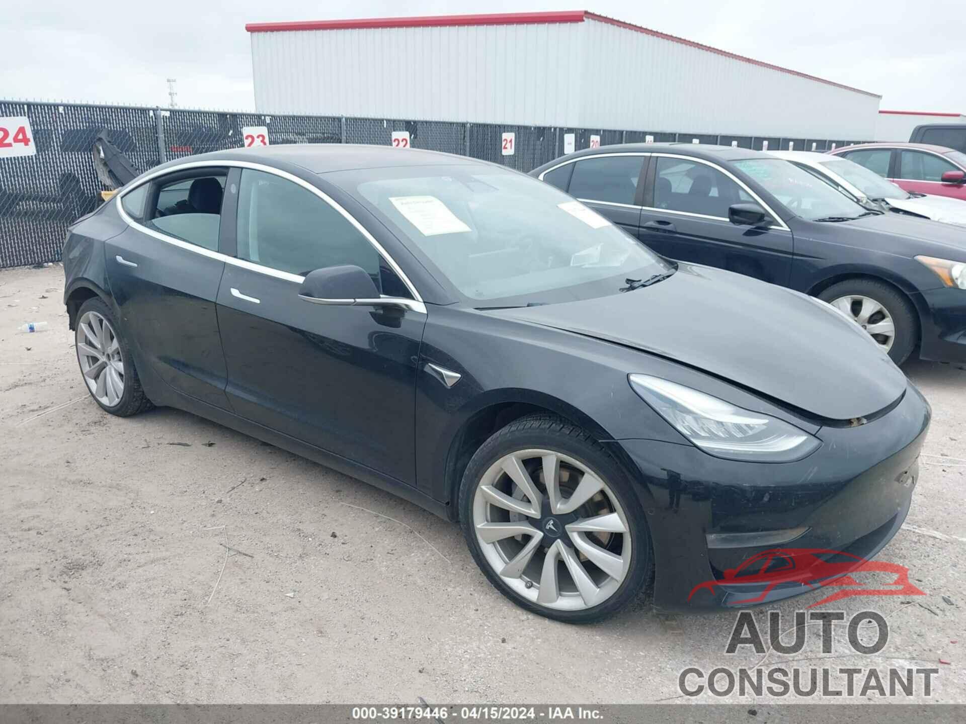 TESLA MODEL 3 2018 - 5YJ3E1EA9JF042837