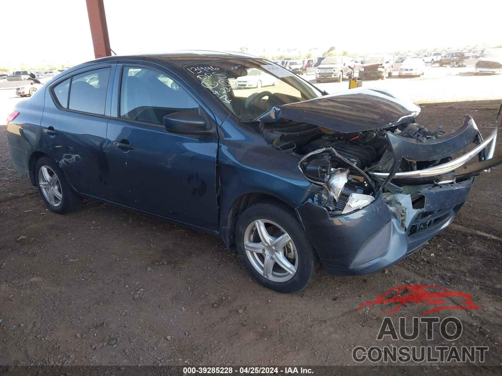 NISSAN VERSA 2017 - 3N1CN7AP8HL817706