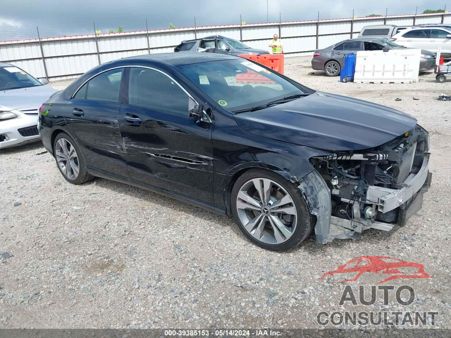 MERCEDES-BENZ CLA 250 2019 - WDDSJ4GB1KN723968