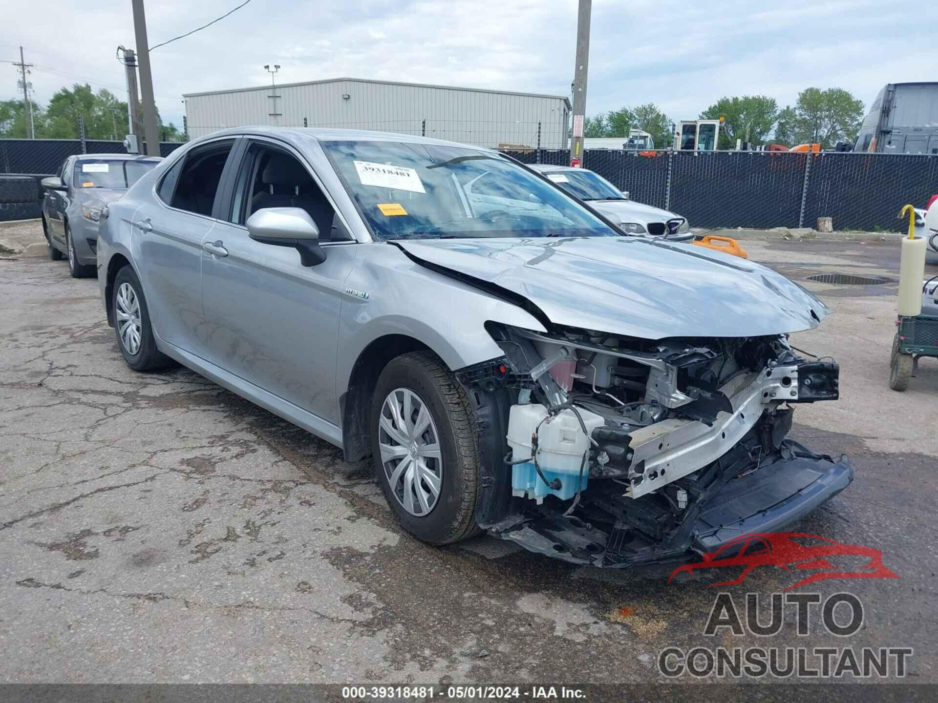 TOYOTA CAMRY 2021 - 4T1C31AK5MU550752